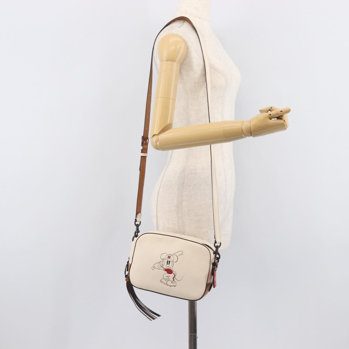 Coach Shoulder Bag Leather White Auth 208471A