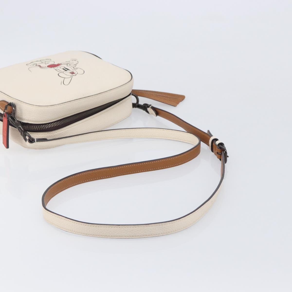 Coach Shoulder Bag Leather White Auth 208471A