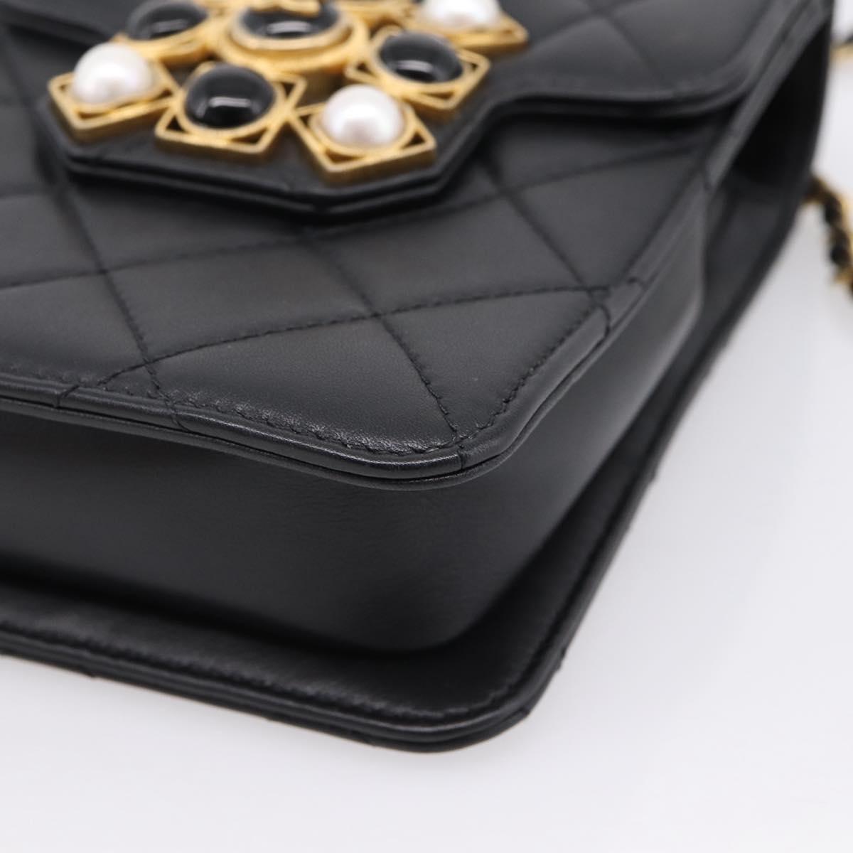 CHANEL Matelasse Shoulder Bag Calf Skin Black Champagne Gold CC Auth 208597SM