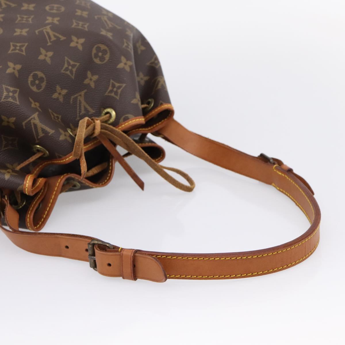 LOUIS VUITTON Monogram Petit Noe Shoulder Bag M42226 LV Auth 208703V
