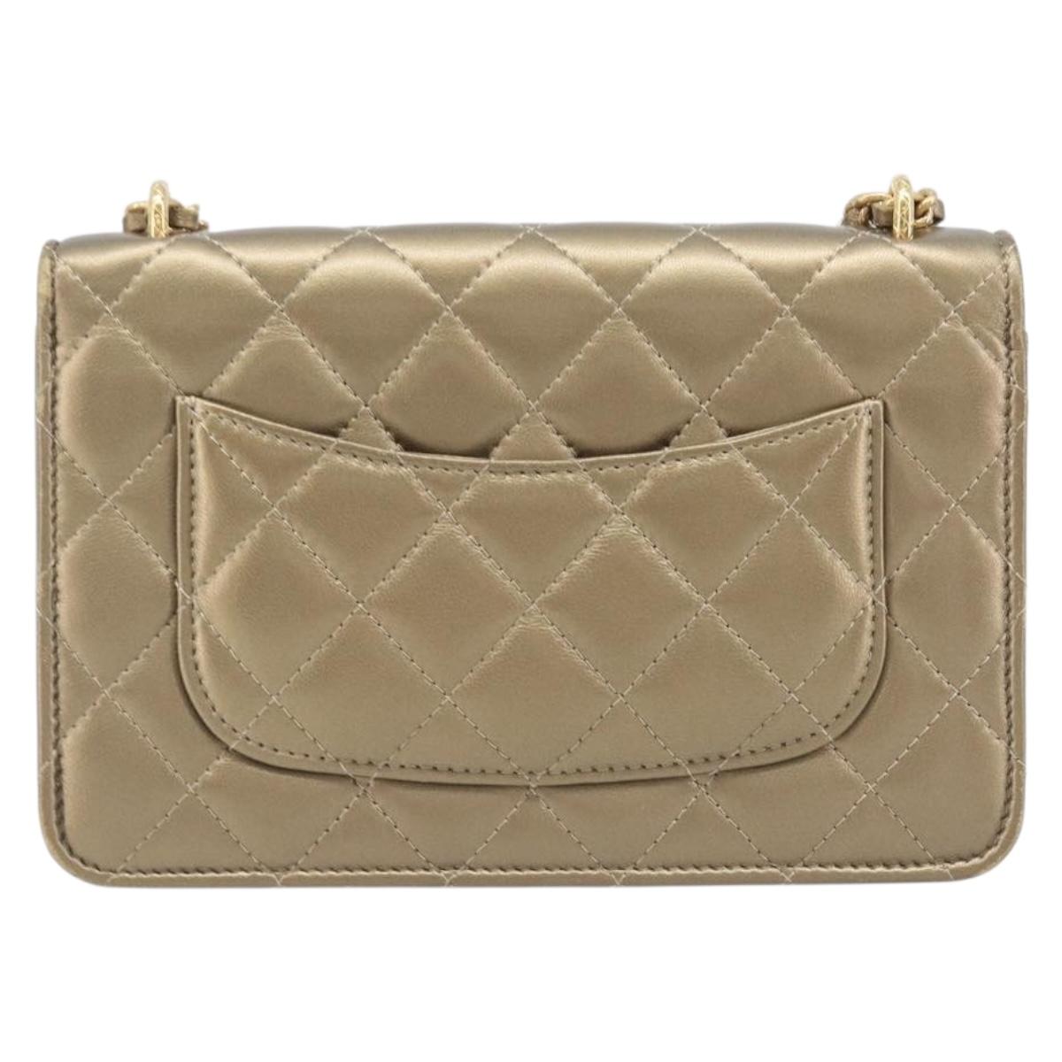 CHANEL Matelasse Chain Shoulder Bag Lamb Skin Gold CC Auth 209007M