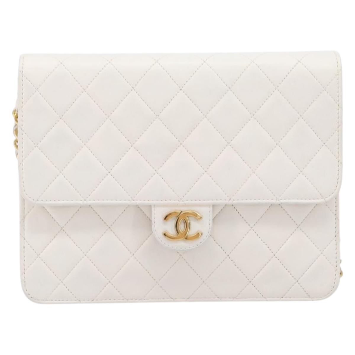 CHANEL Matelasse Shoulder Bag Lamb Skin White Gold Tone CC Auth 209122
