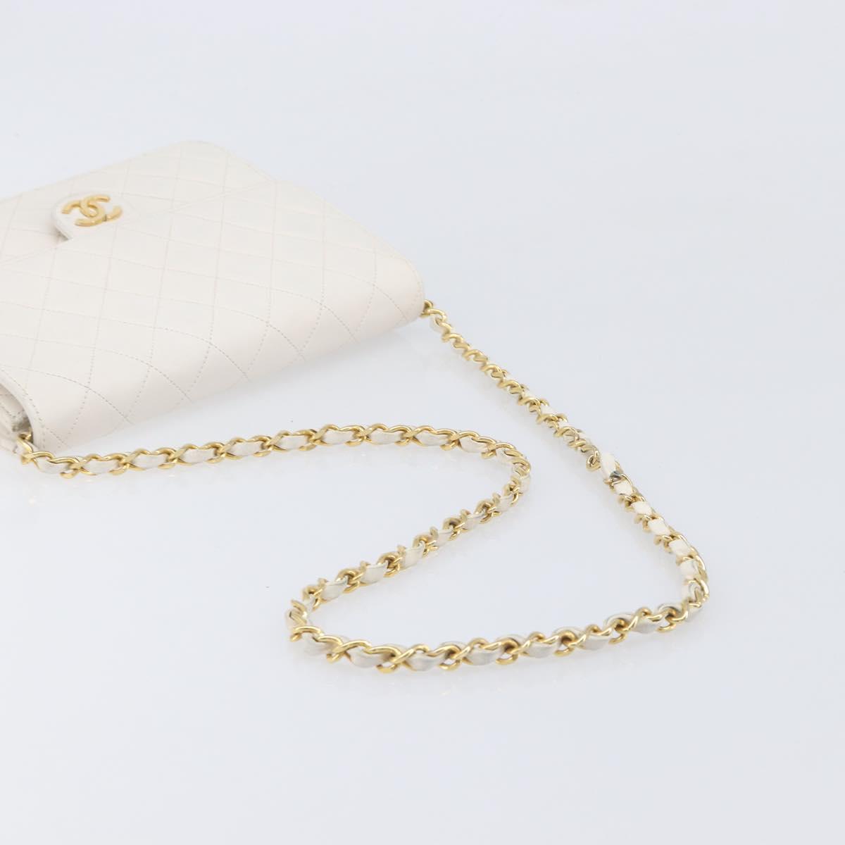CHANEL Matelasse Shoulder Bag Lamb Skin White Gold Tone CC Auth 209122