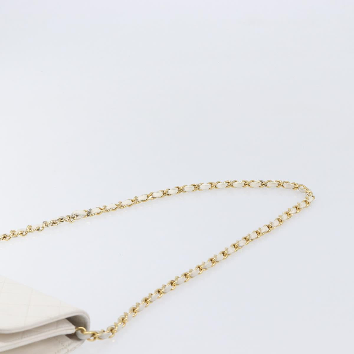CHANEL Matelasse Shoulder Bag Lamb Skin White Gold Tone CC Auth 209122