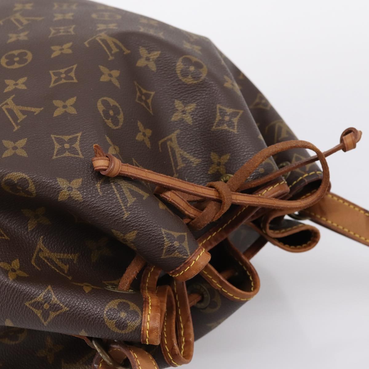 LOUIS VUITTON Monogram Noe Shoulder Bag M42224 LV Auth 209131