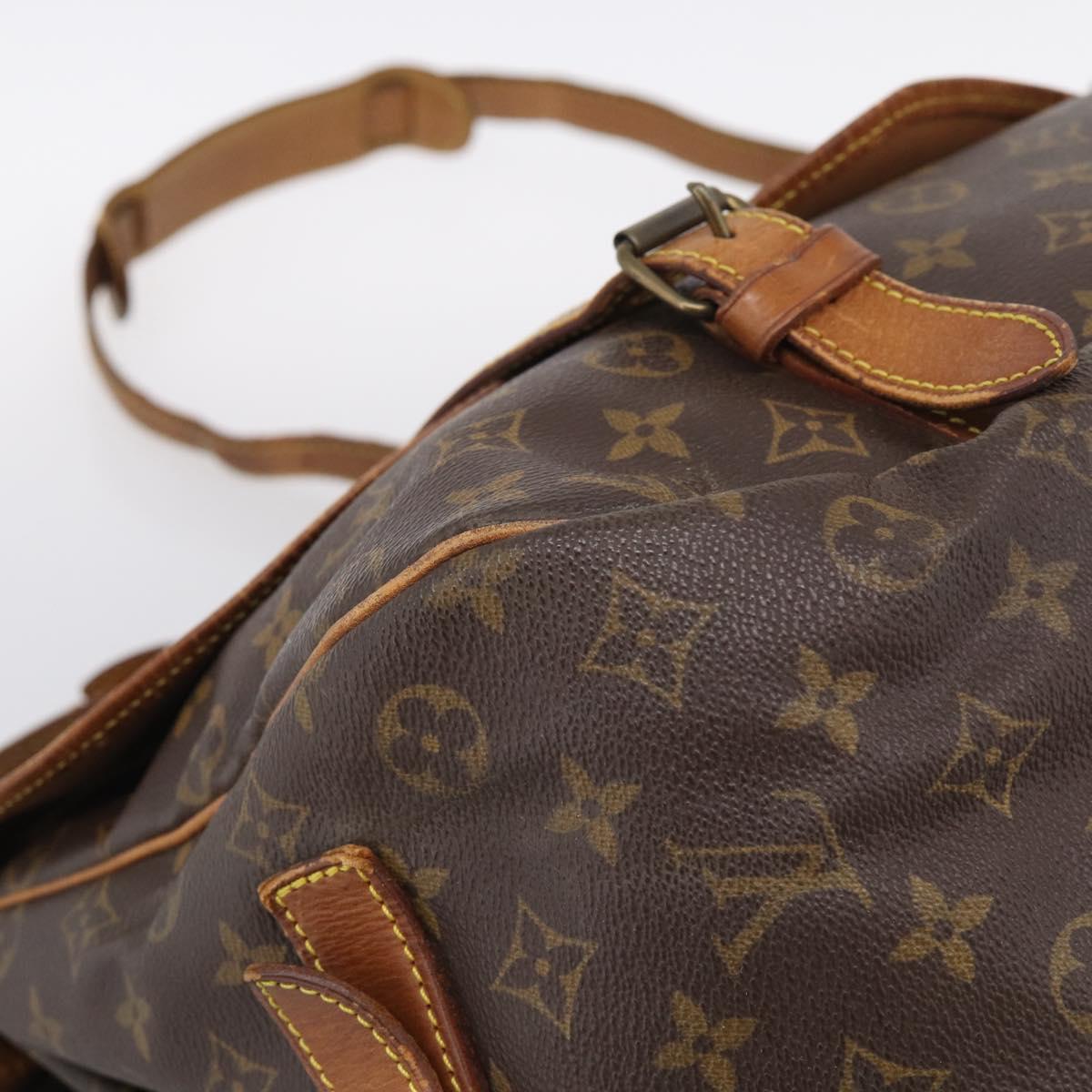 LOUIS VUITTON Monogram Saumur 43 Shoulder Bag M42252 LV Auth 209144