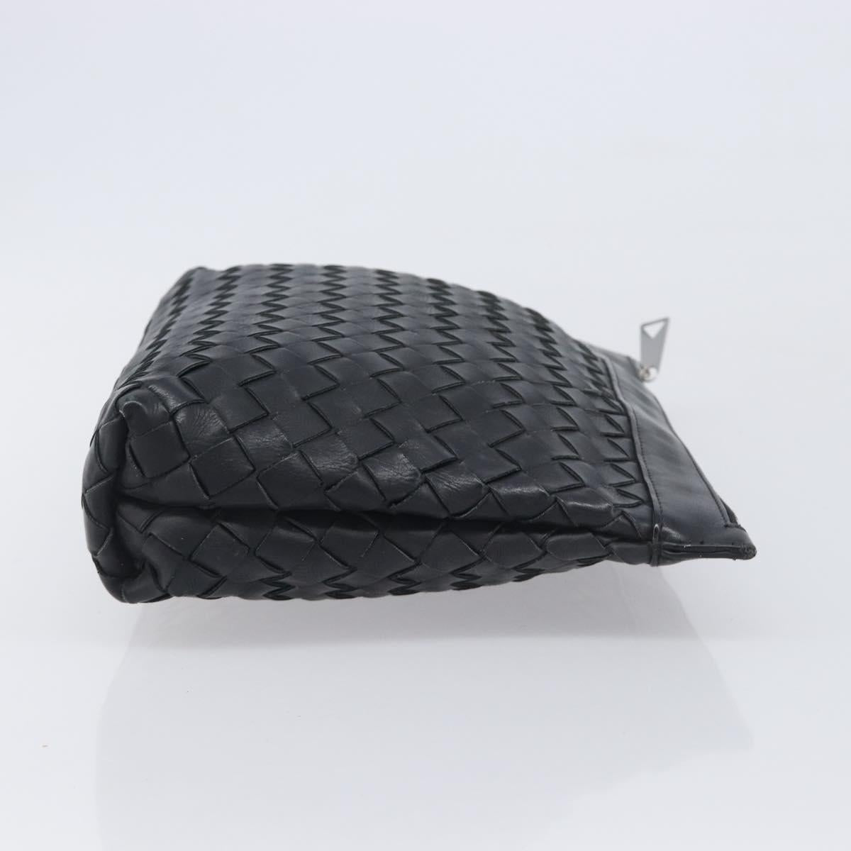 Bottega Veneta INTRECCIATO Clutch Bag Leather Black Silver Auth 209228
