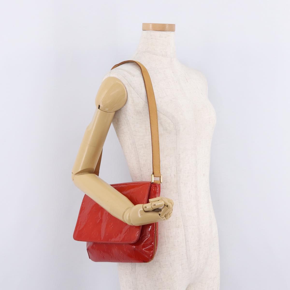 LOUIS VUITTON Monogram Vernis Thompson Street Bag Red Rouge M91094 Auth 209313