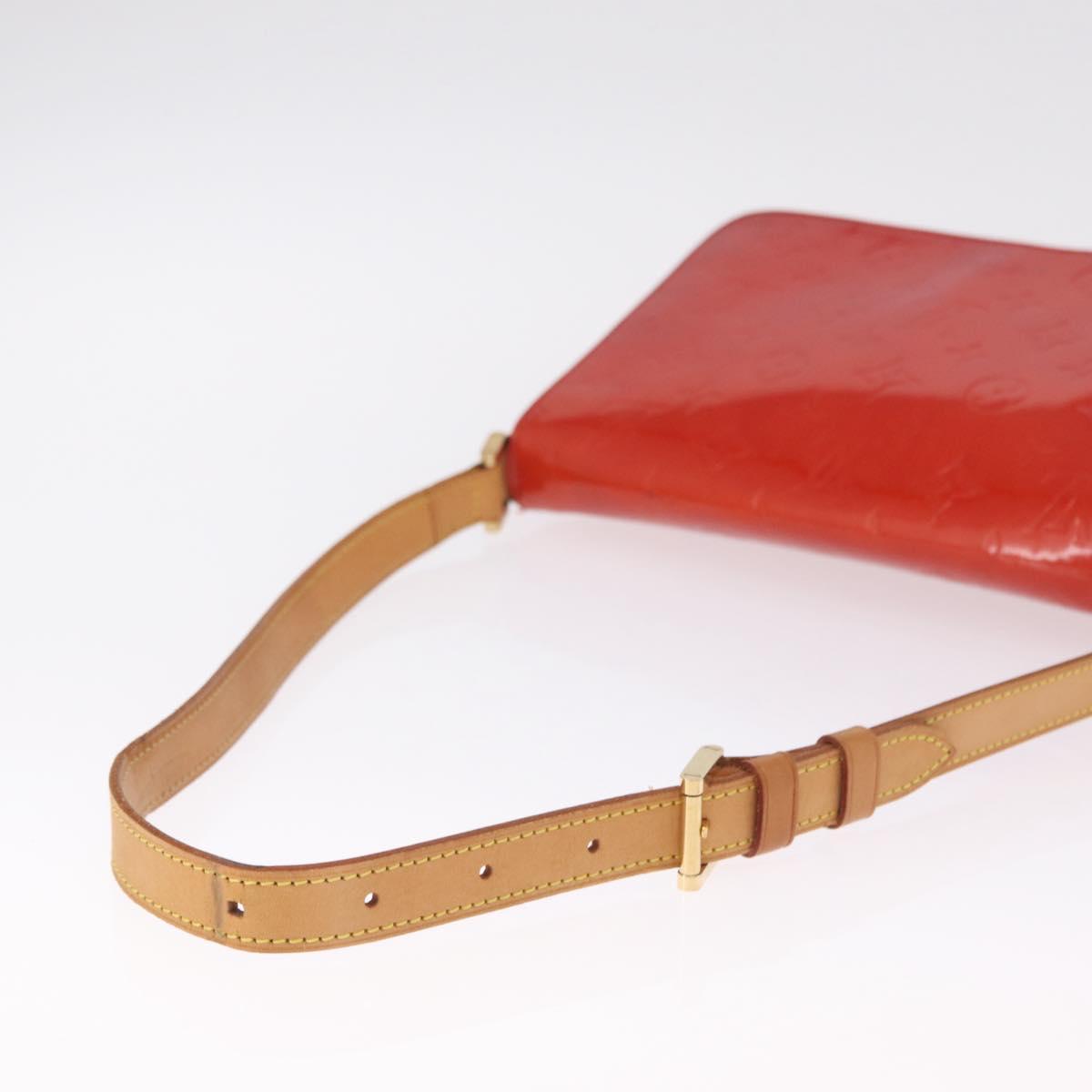 LOUIS VUITTON Monogram Vernis Thompson Street Bag Red Rouge M91094 Auth 209313