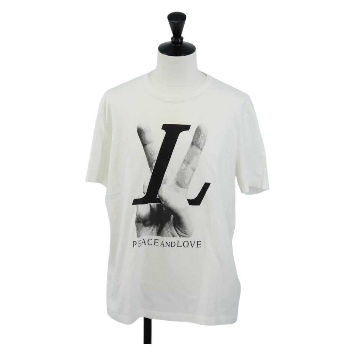 LOUIS VUITTON Short-Sleeved T-Shirt cotton M White LV Auth 209348