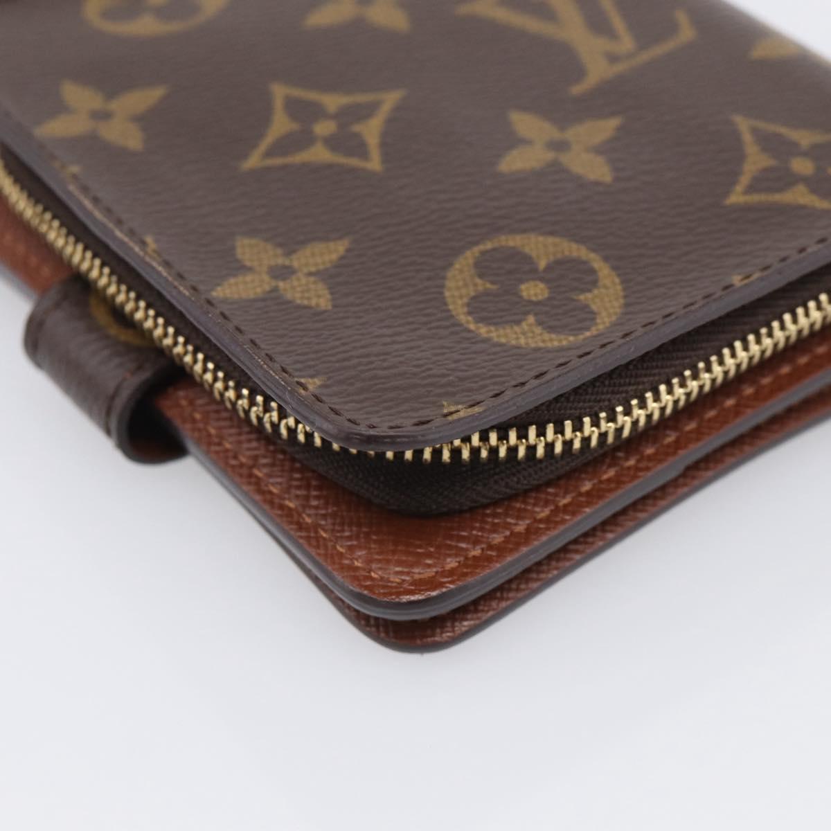 LOUIS VUITTON Monogram Compact Zip Wallet M61667 LV Auth 209378V