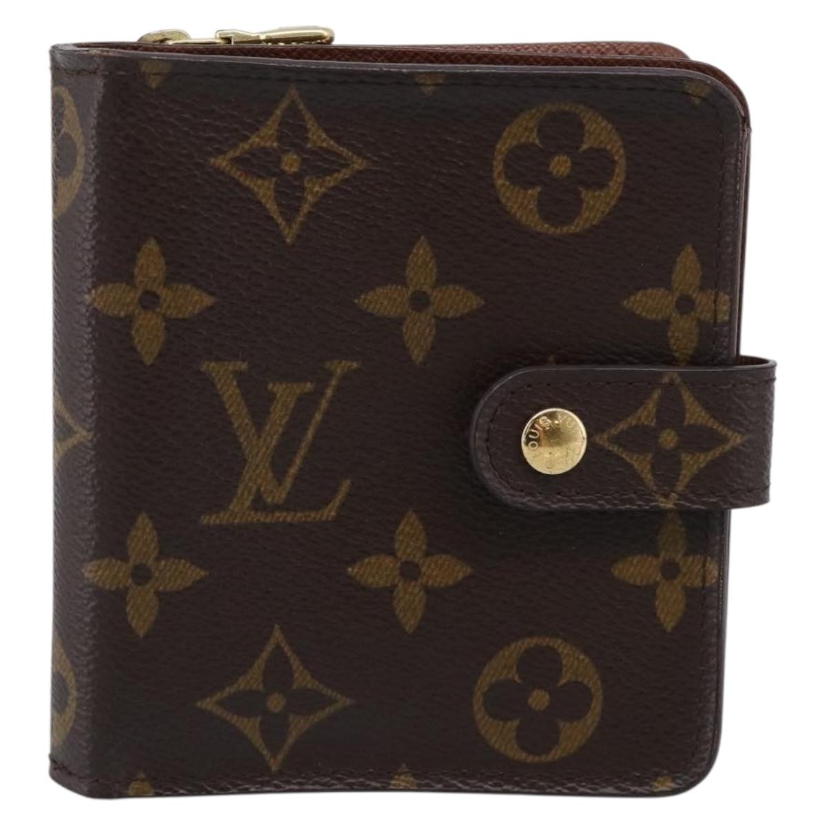 LOUIS VUITTON Monogram Compact Zip Wallet M61667 LV Auth 209378V