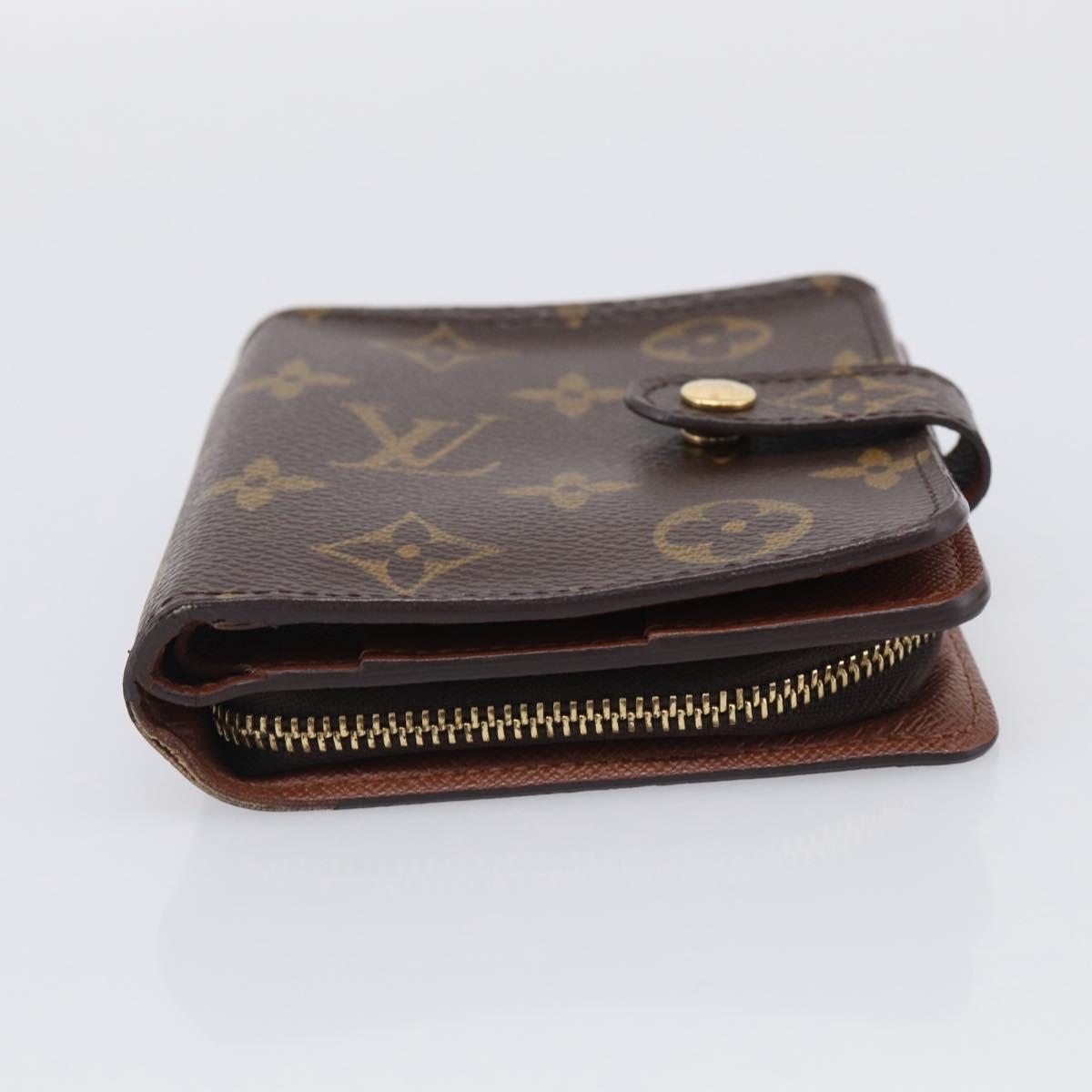 LOUIS VUITTON Monogram Compact Zip Wallet M61667 LV Auth 209378V