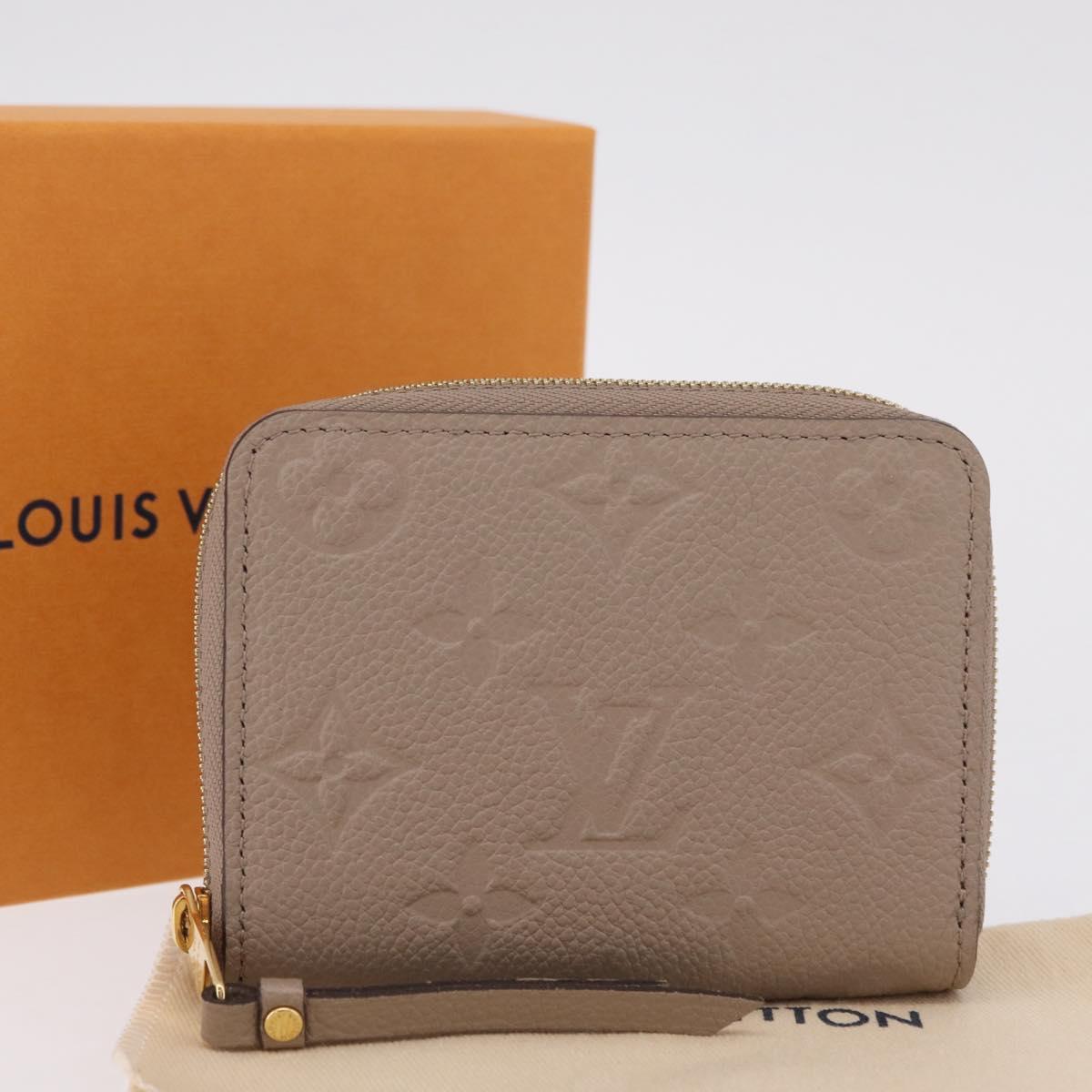 LOUIS VUITTON Taurillon Clemence Monogram Zippy Purse Beige M68696 Auth 209479M