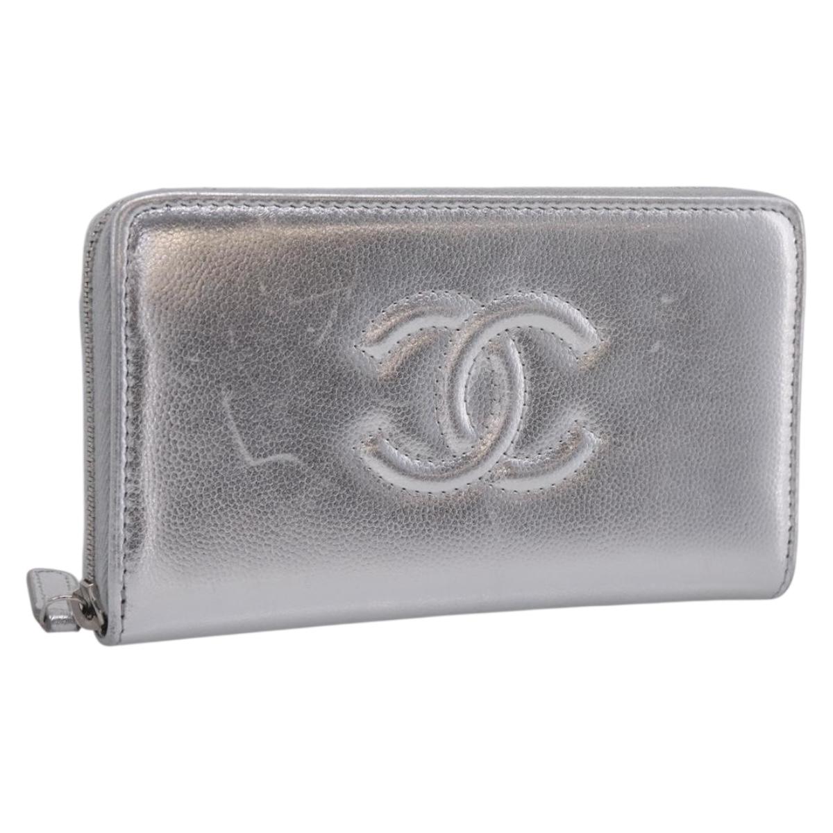 CHANEL Long Wallet Leather Silver CC Auth 209498V