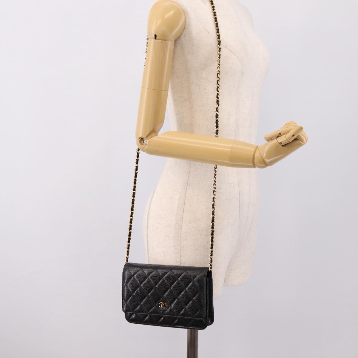 CHANEL Matelasse ChainShoulder Pouch Caviar Skin Black Gold CC Auth 209506SAM