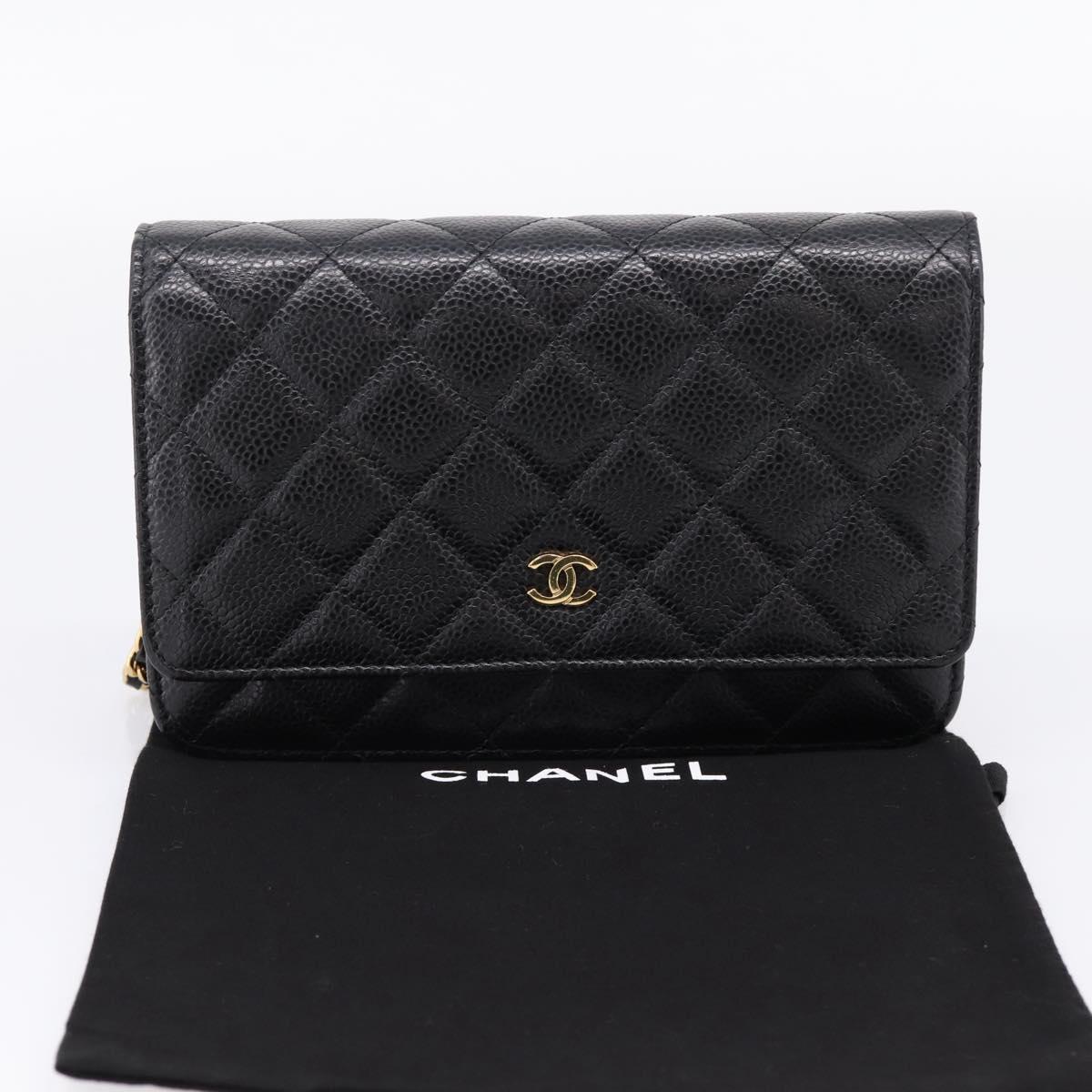CHANEL Matelasse ChainShoulder Pouch Caviar Skin Black Gold CC Auth 209506SAM
