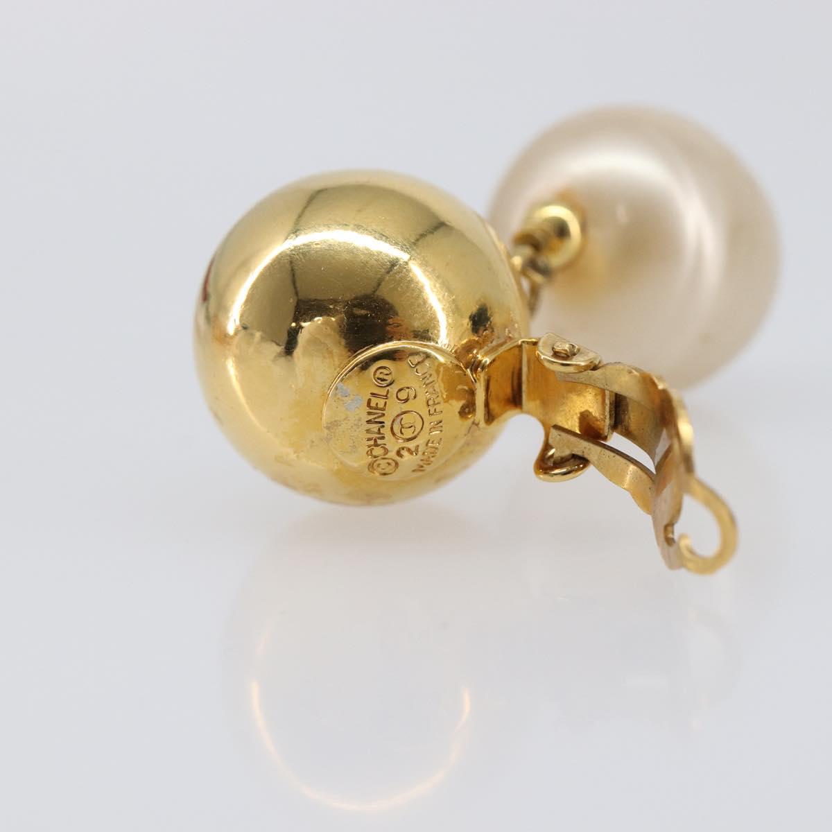 CHANEL Earring Metal Gold Tone White CC Auth 209603