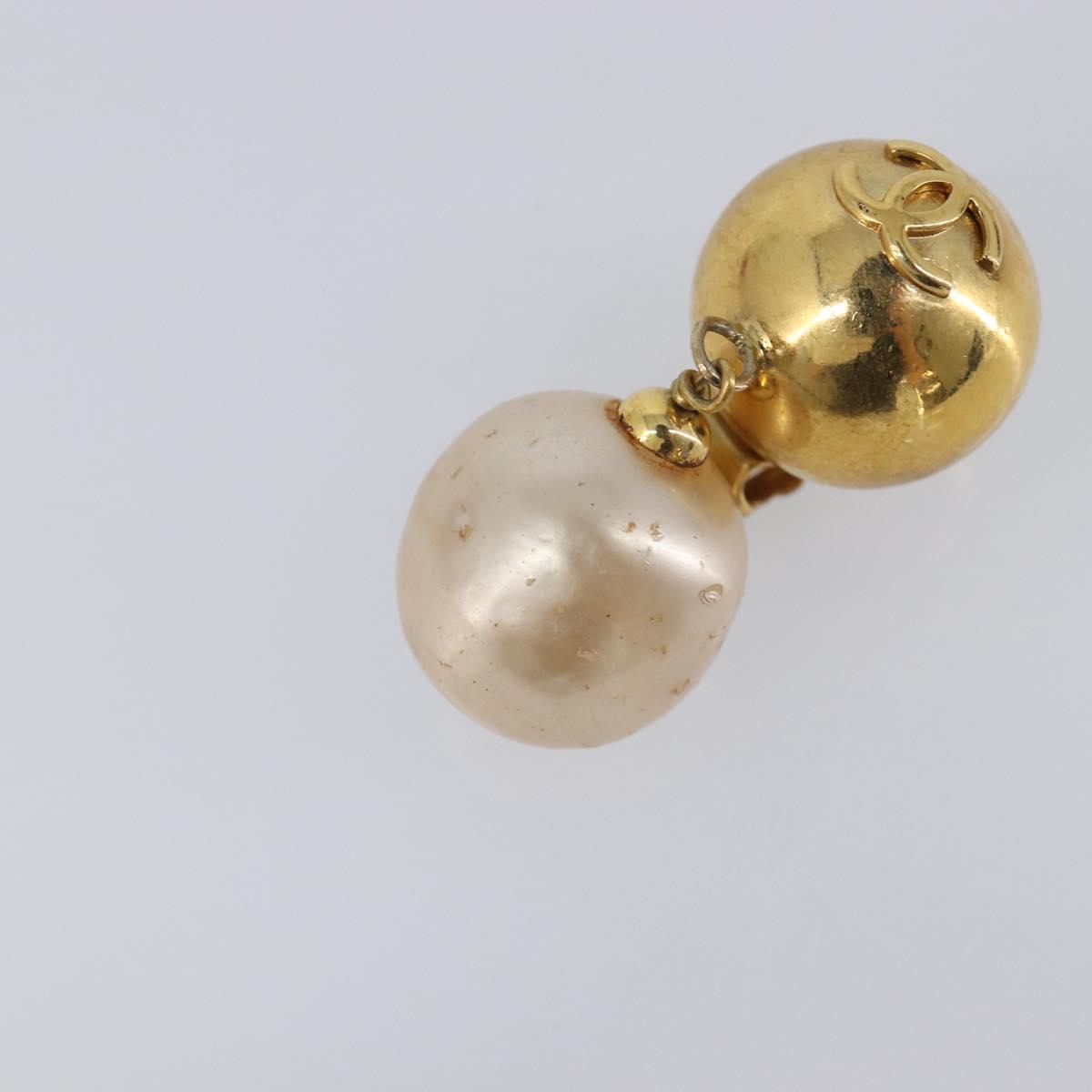 CHANEL Earring Metal Gold Tone White CC Auth 209603
