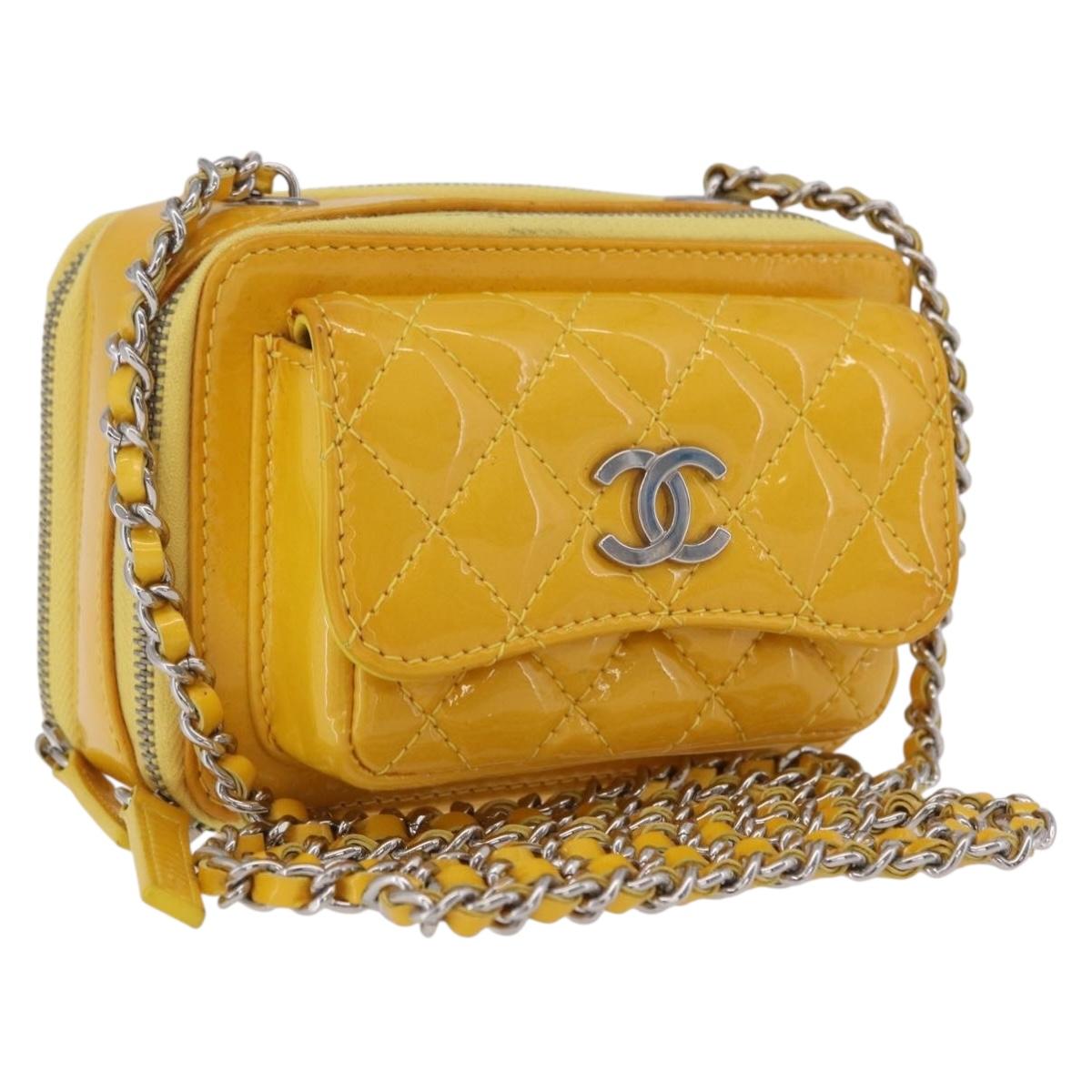 CHANEL Matelasse Chain Shoulder Bag Patent Yellow Silver CC Auth 209748A