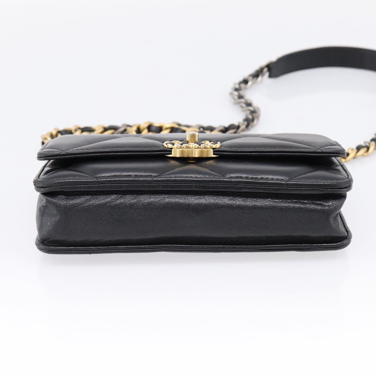 CHANEL Matelasse19 Chain Shoulder Bag Leather 2way Black Gold CC Auth 209912M