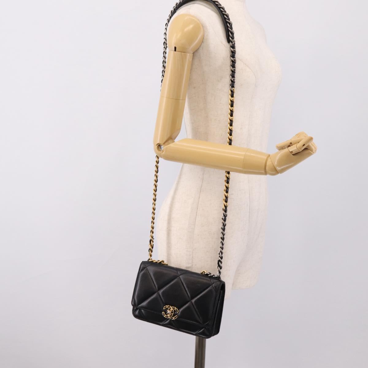 CHANEL Matelasse19 Chain Shoulder Bag Leather 2way Black Gold CC Auth 209912M