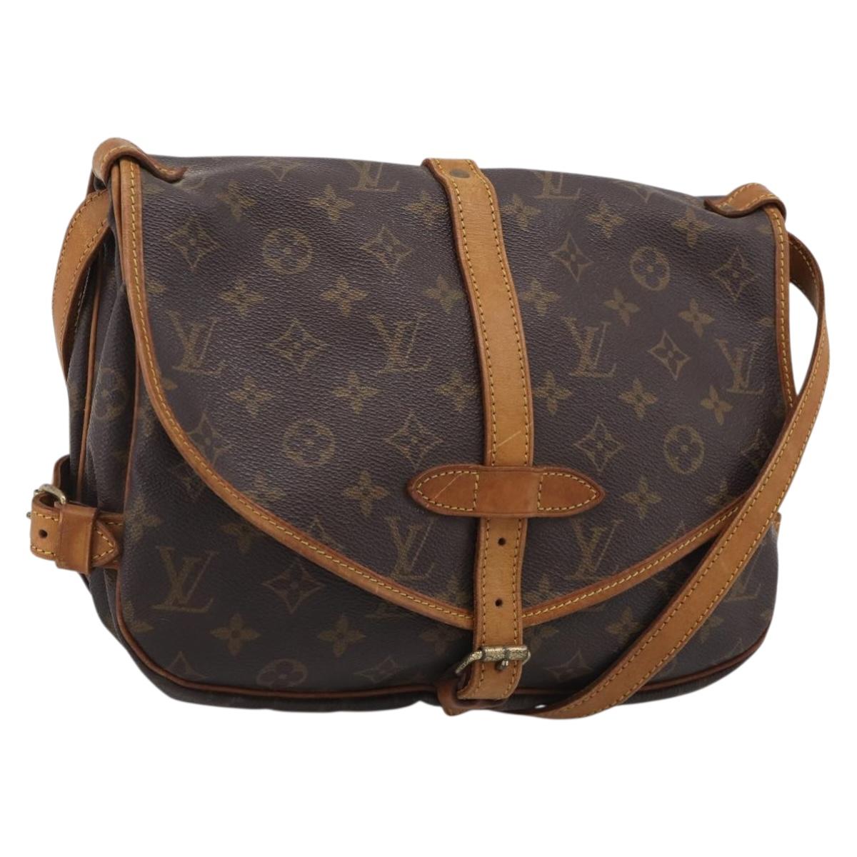 LOUIS VUITTON Monogram Saumur 30 Shoulder Bag M42256 LV Auth 209914