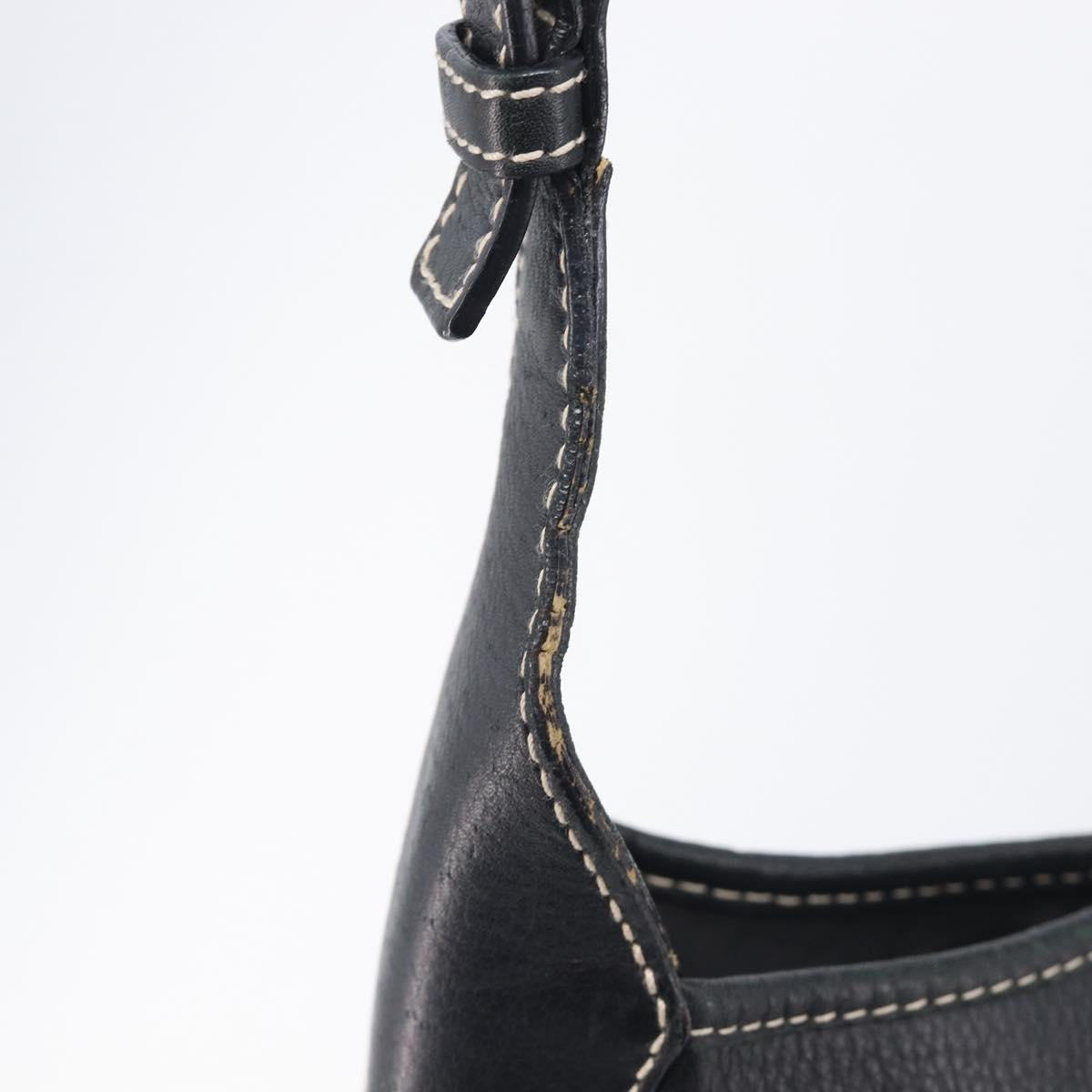 Salvatore Ferragamo Gancini Shoulder Bag Leather Black Gold Auth 209958A