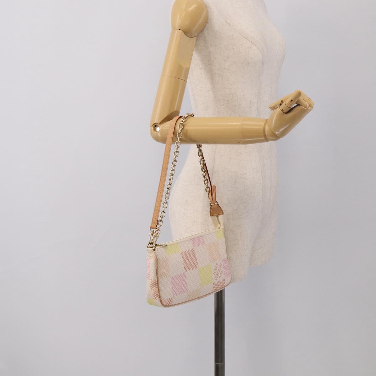 LOUIS VUITTON Damier Licious Pochette Pouch Peach N40642 LV Auth 210081SM