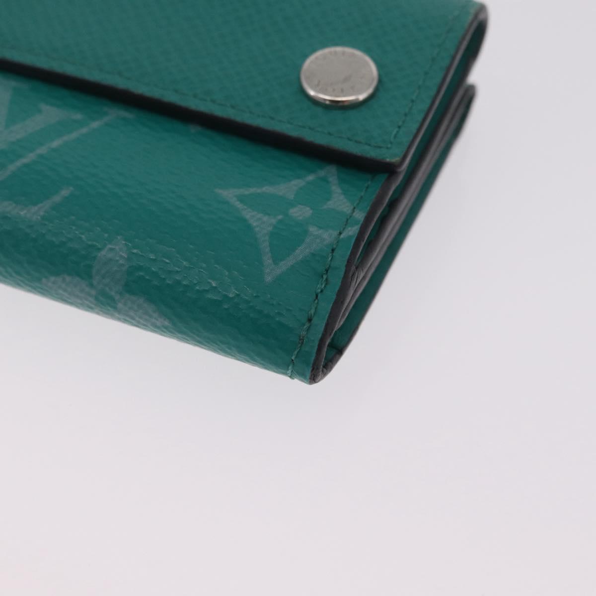 LOUIS VUITTON Tiger Lama Monogram Discovery Wallet Green M67626 LV Auth 210113V