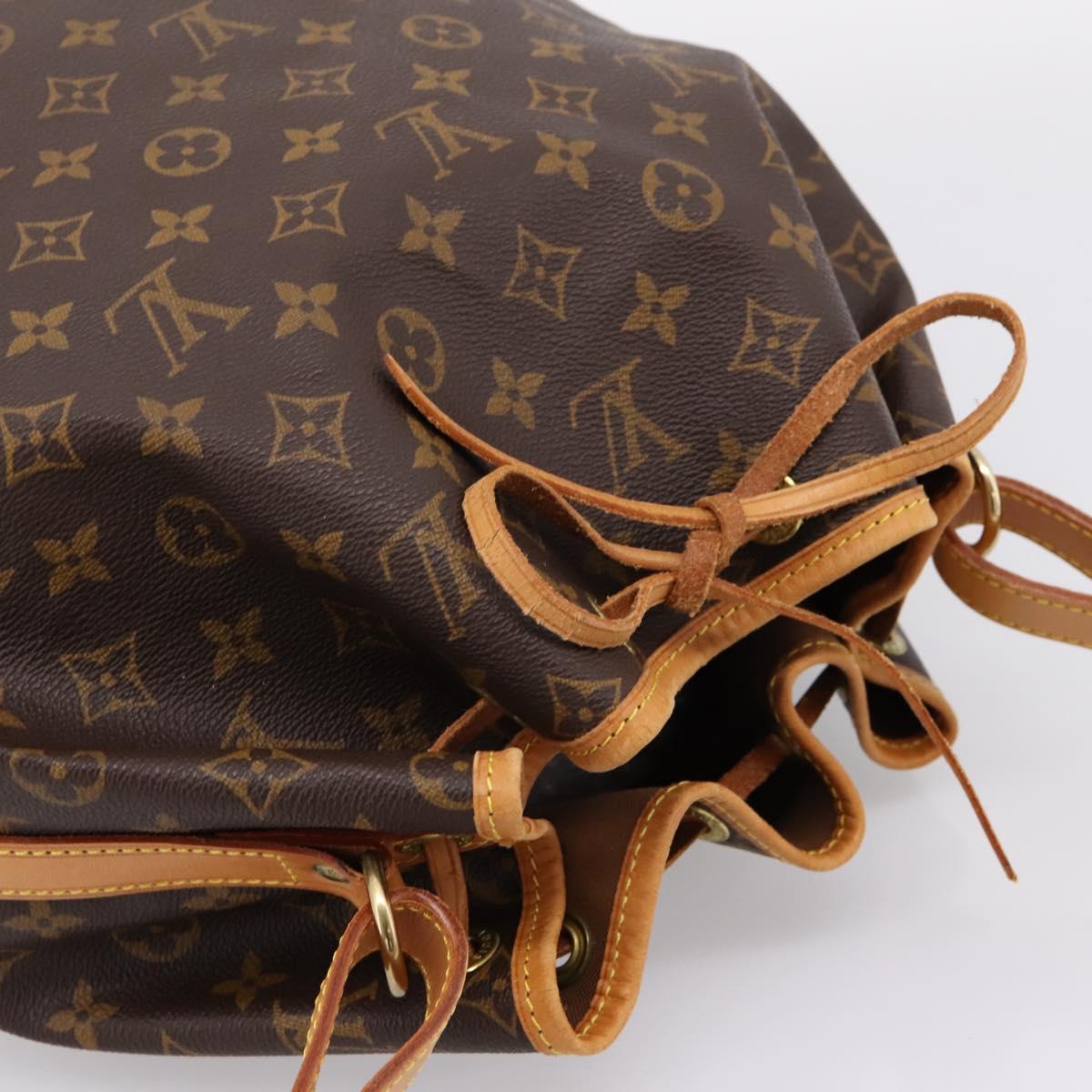 LOUIS VUITTON Monogram Noe Shoulder Bag M42224 LV Auth 210163V