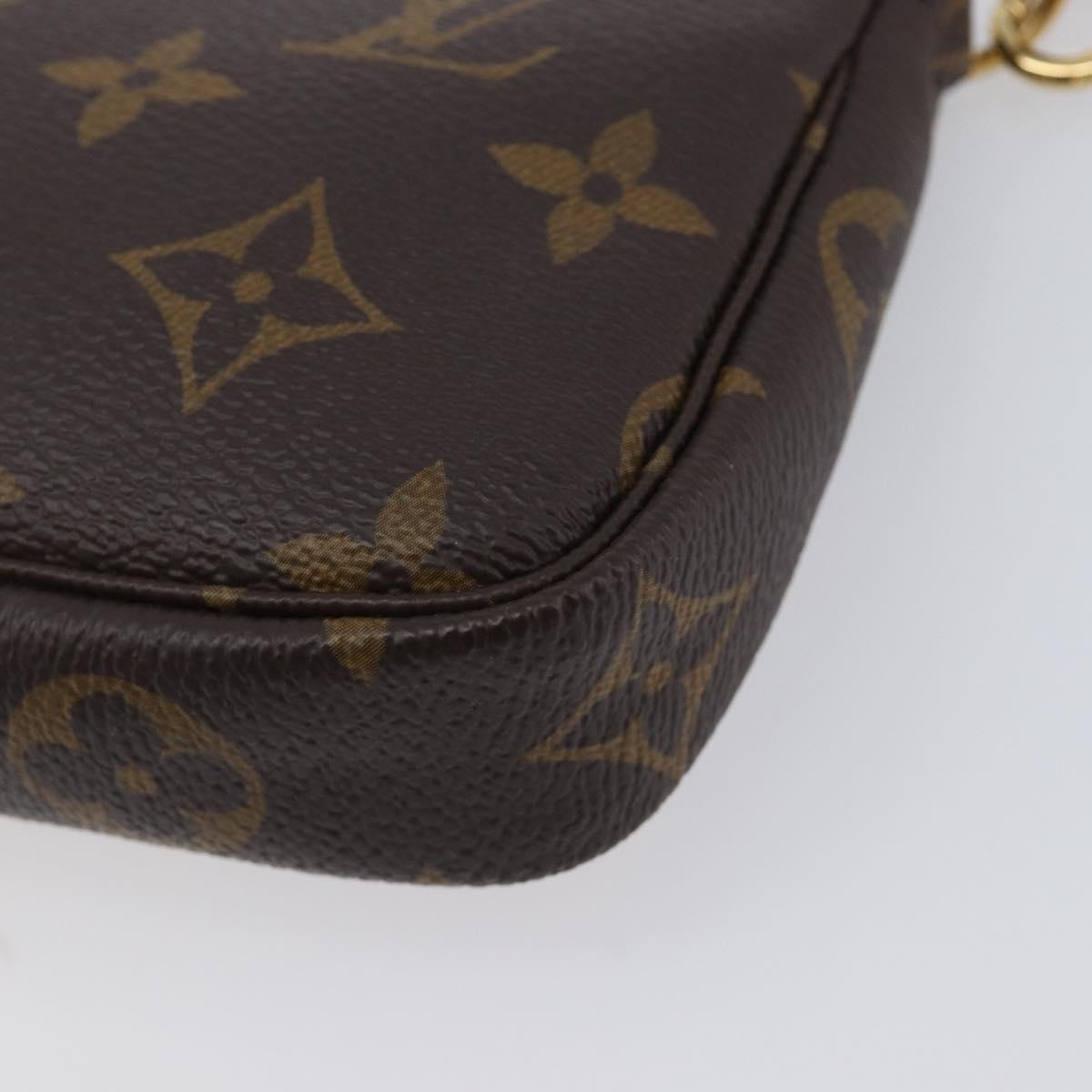 LOUIS VUITTON Vivienne Mini Pochette Accessoires Pouch M69752 LV Auth 210256SAM