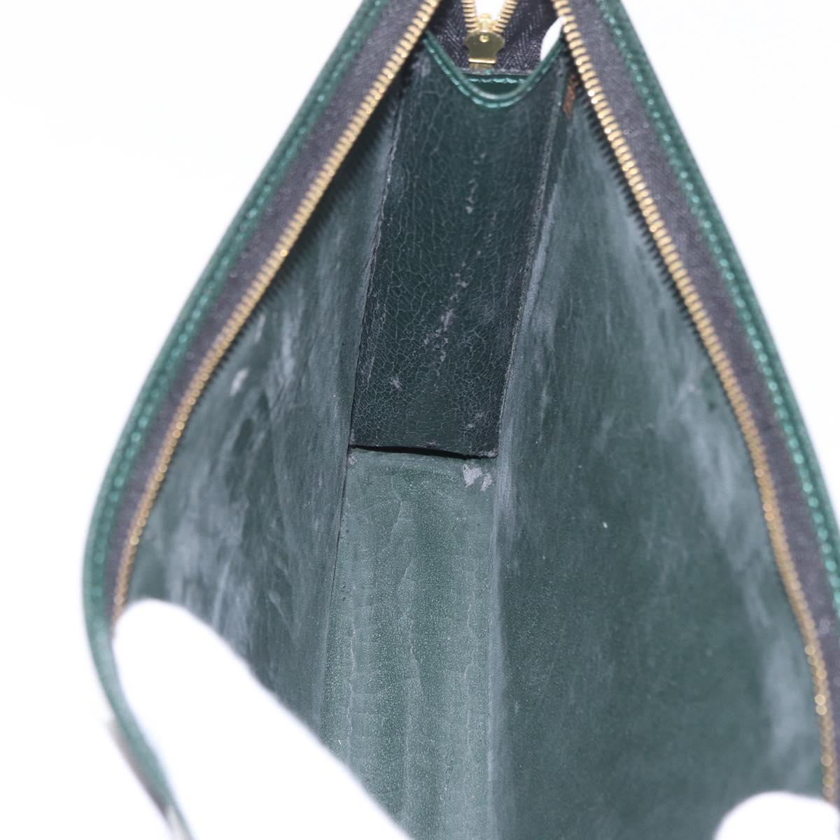 LOUIS VUITTON Taiga Poche Toilette 26 Pouch Epicea LV Auth 210309