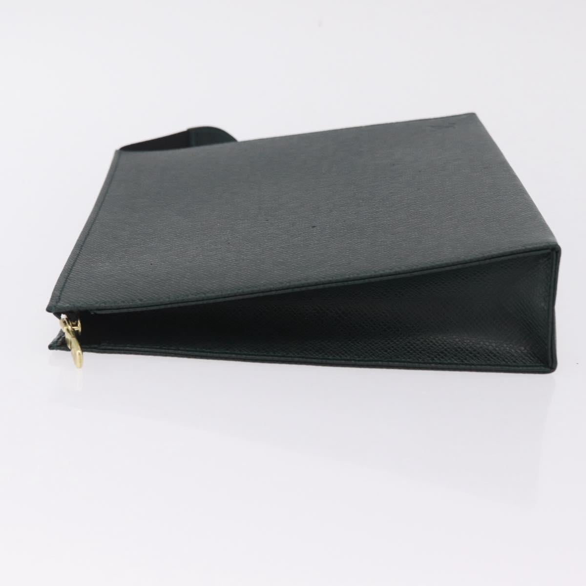 LOUIS VUITTON Taiga Poche Toilette 26 Pouch Epicea LV Auth 210309