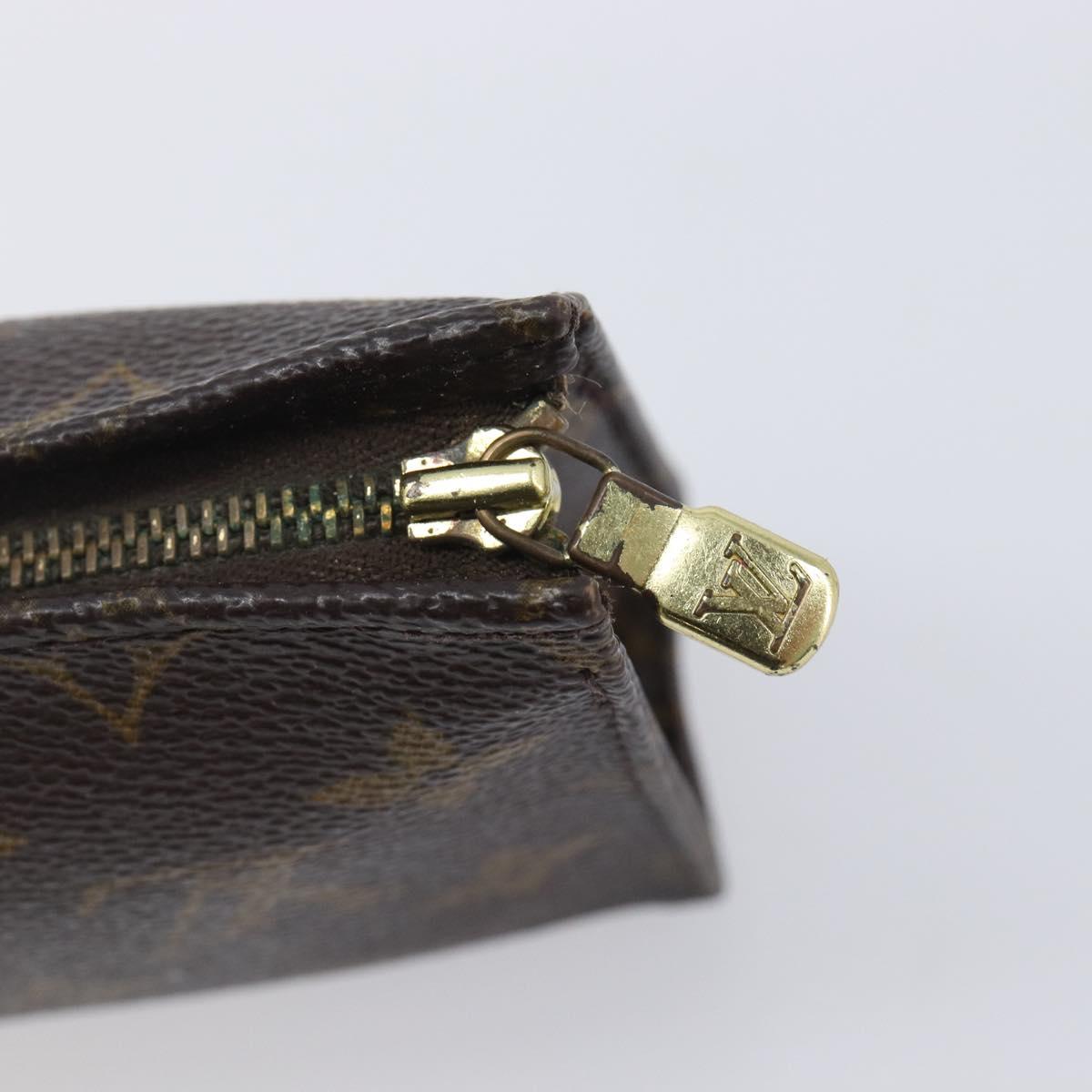 LOUIS VUITTON Monogram Poche Toilette 15 Pouch M47546 LV Auth 210331