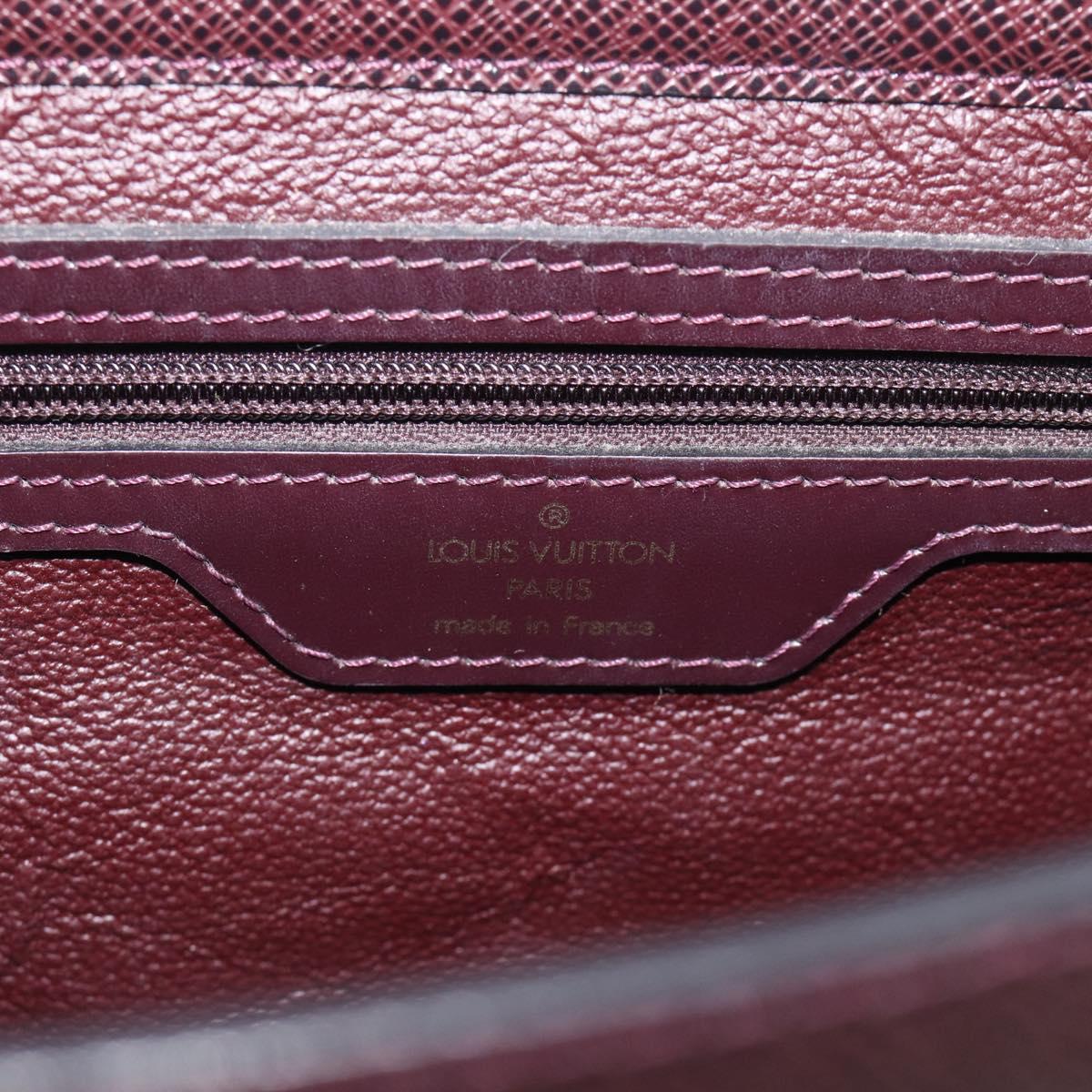 LOUIS VUITTON Taiga Sac Plat Hand Bag Acajou LV Auth 210365A