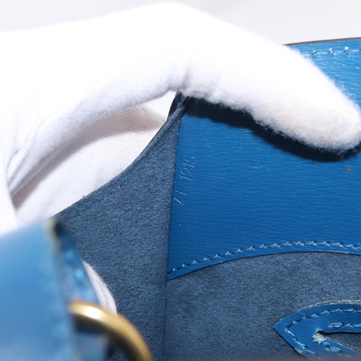 LOUIS VUITTON Epi Cluny Shoulder Bag Blue M52255 LV Auth 210417