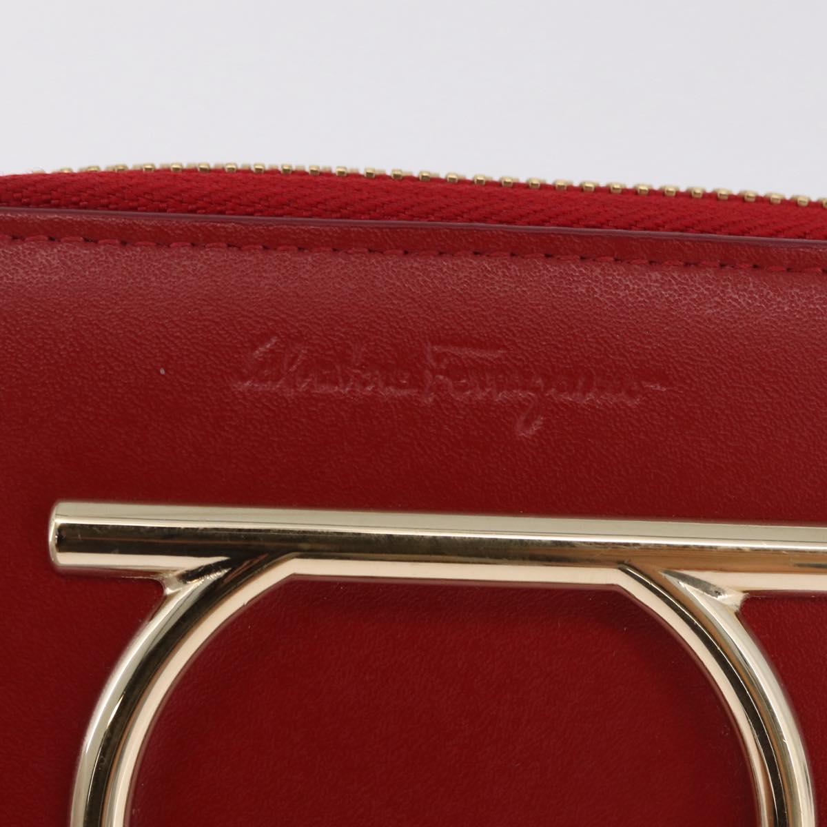 Salvatore Ferragamo Wallet Leather Red Gold Auth 210451M
