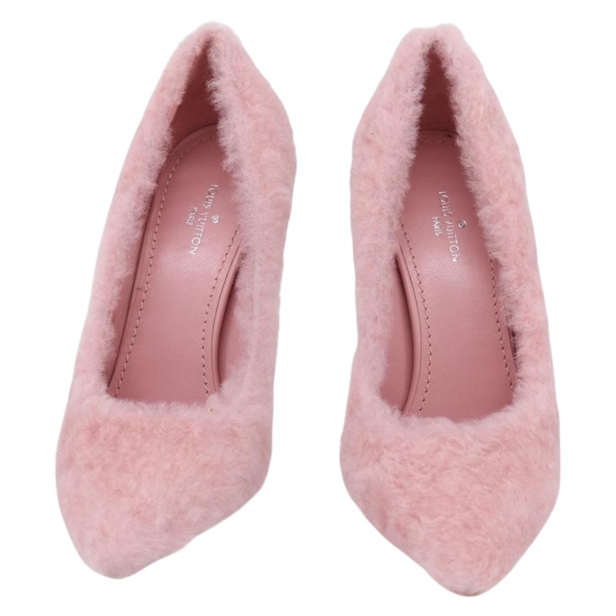 LOUIS VUITTON Pumps Leather Mouton 34 1/2 Pink LV Auth 210464M