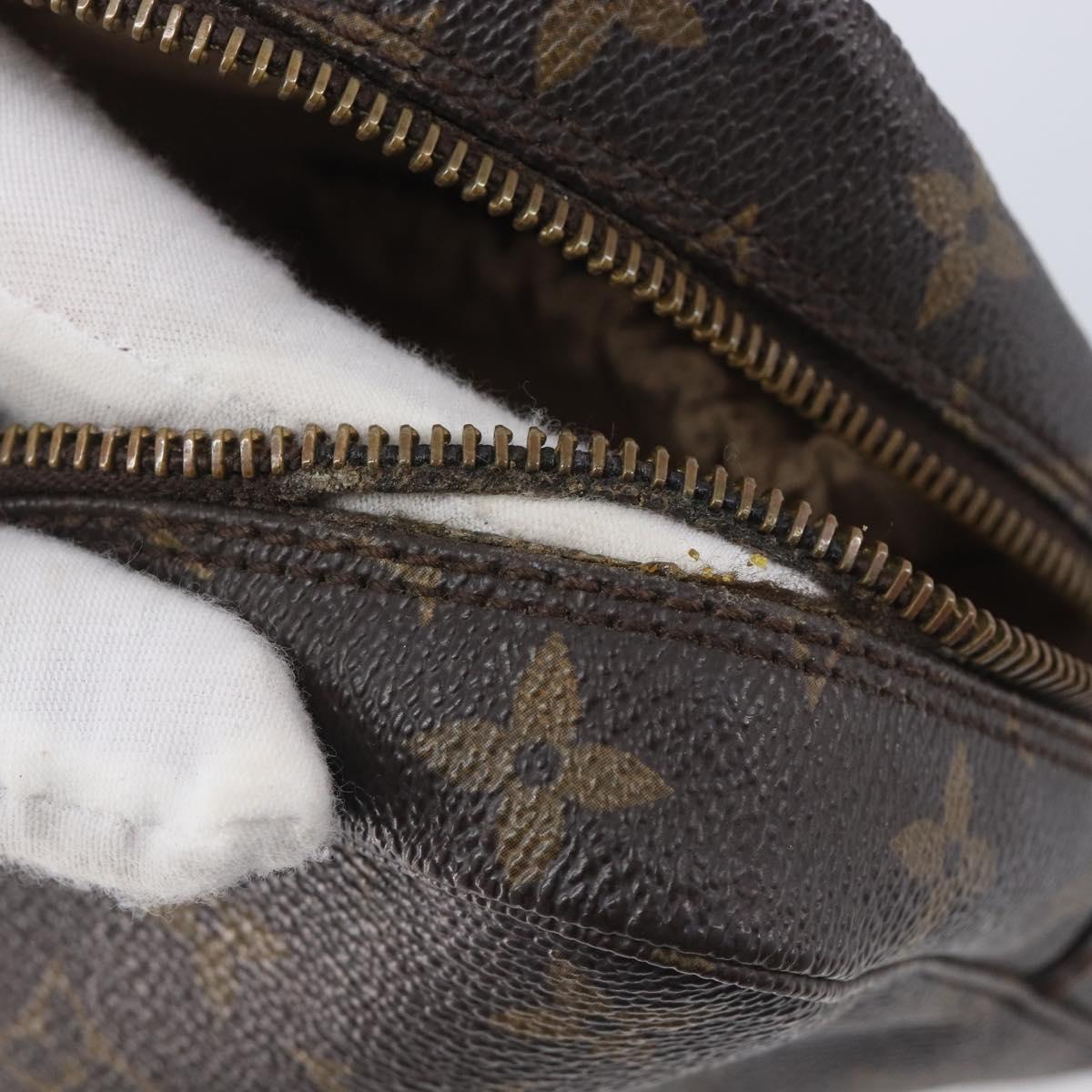 LOUIS VUITTON Monogram Trousse Toilette 28 Clutch Bag M47522 LV Auth 210469