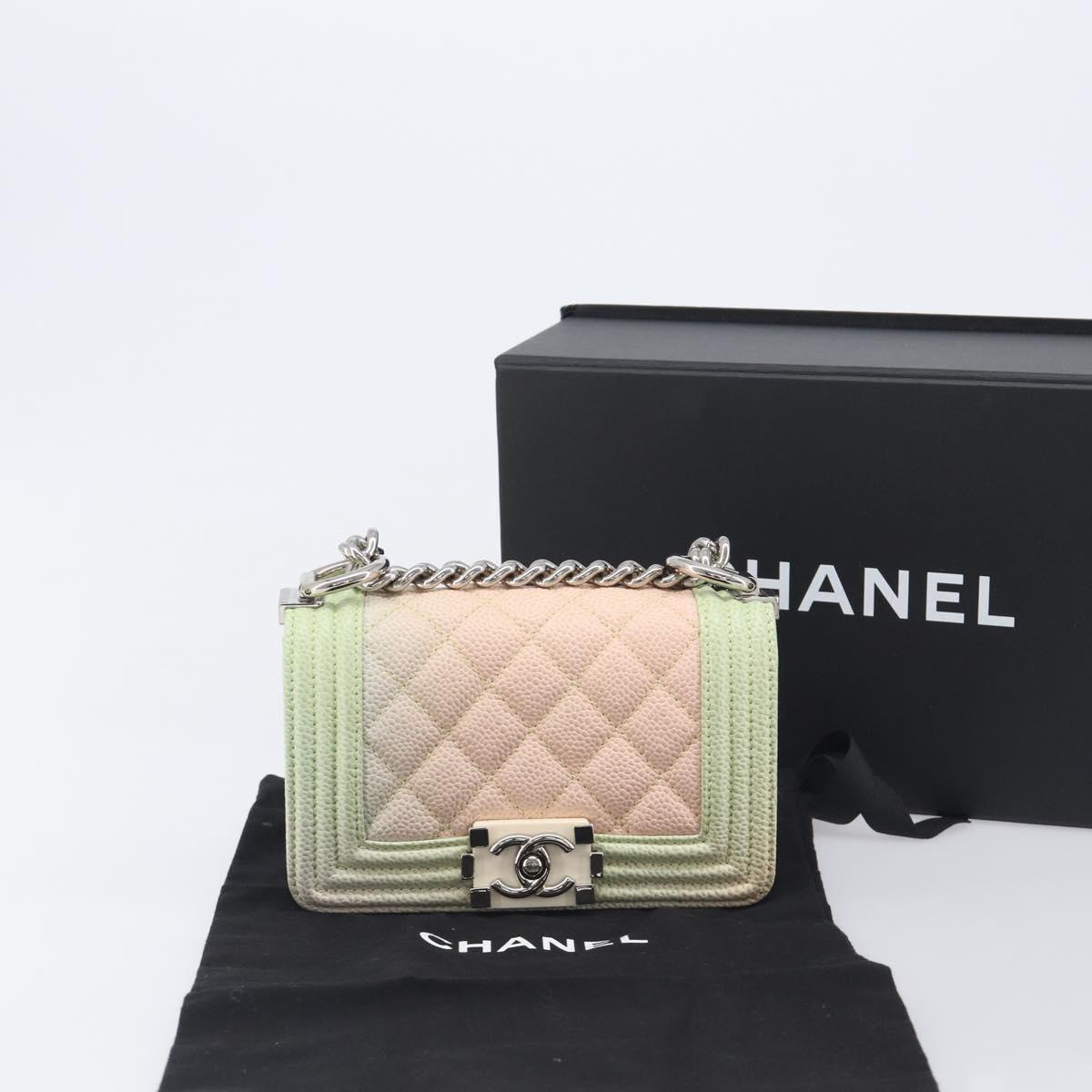 CHANEL Boy Chanel Matelasse Chain Bag Caviar Skin Multicolor CC Auth 210526SM