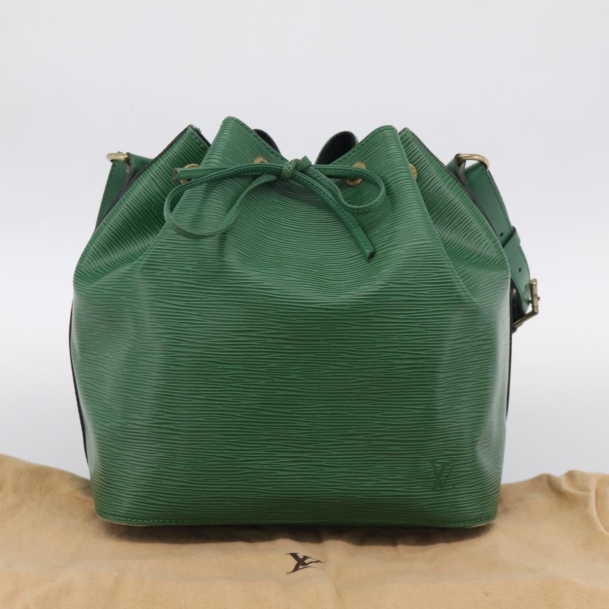 LOUIS VUITTON Epi Petit Noe Shoulder Bag Green M44104 LV Auth 210783V