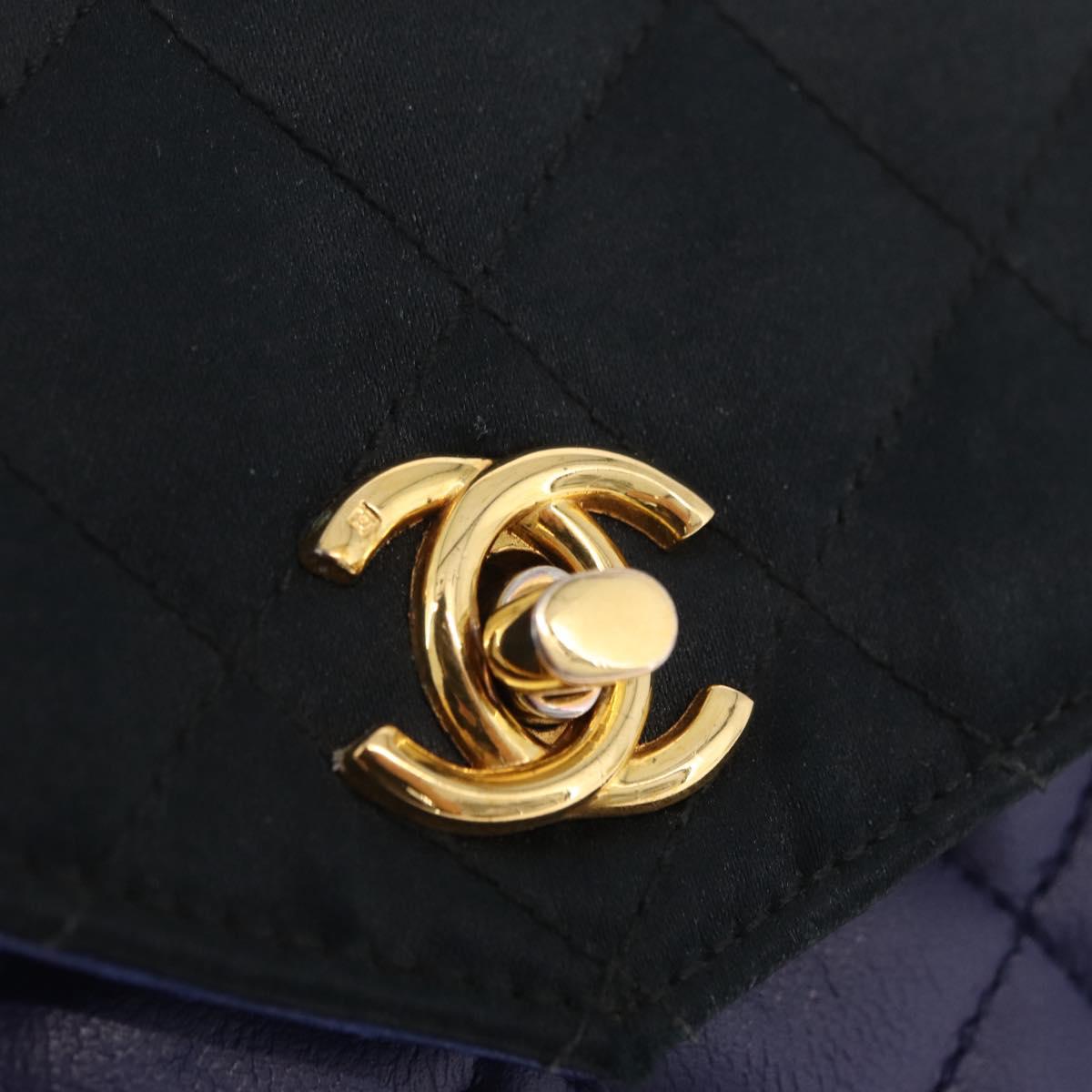 CHANEL Matelasse Chain Shoulder Bag Lamb Skin Navy Gold Tone CC Auth 211015A
