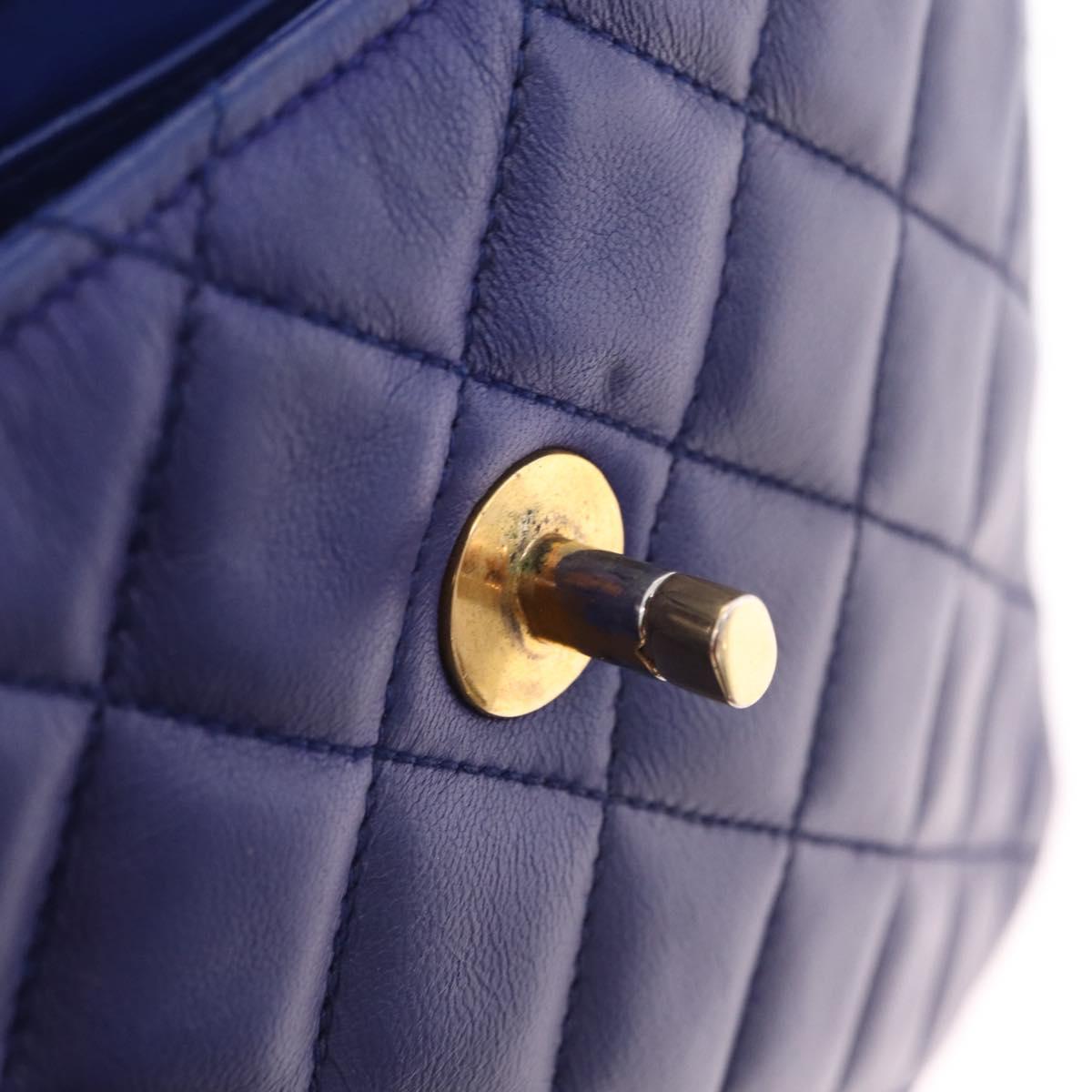 CHANEL Matelasse Chain Shoulder Bag Lamb Skin Navy Gold Tone CC Auth 211015A
