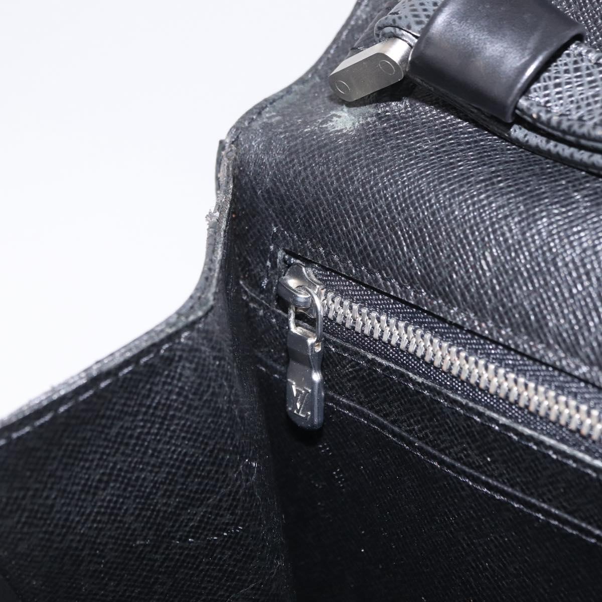LOUIS VUITTON Taiga Selenga Clutch Bag Ardoise M30782 LV Auth 211057A