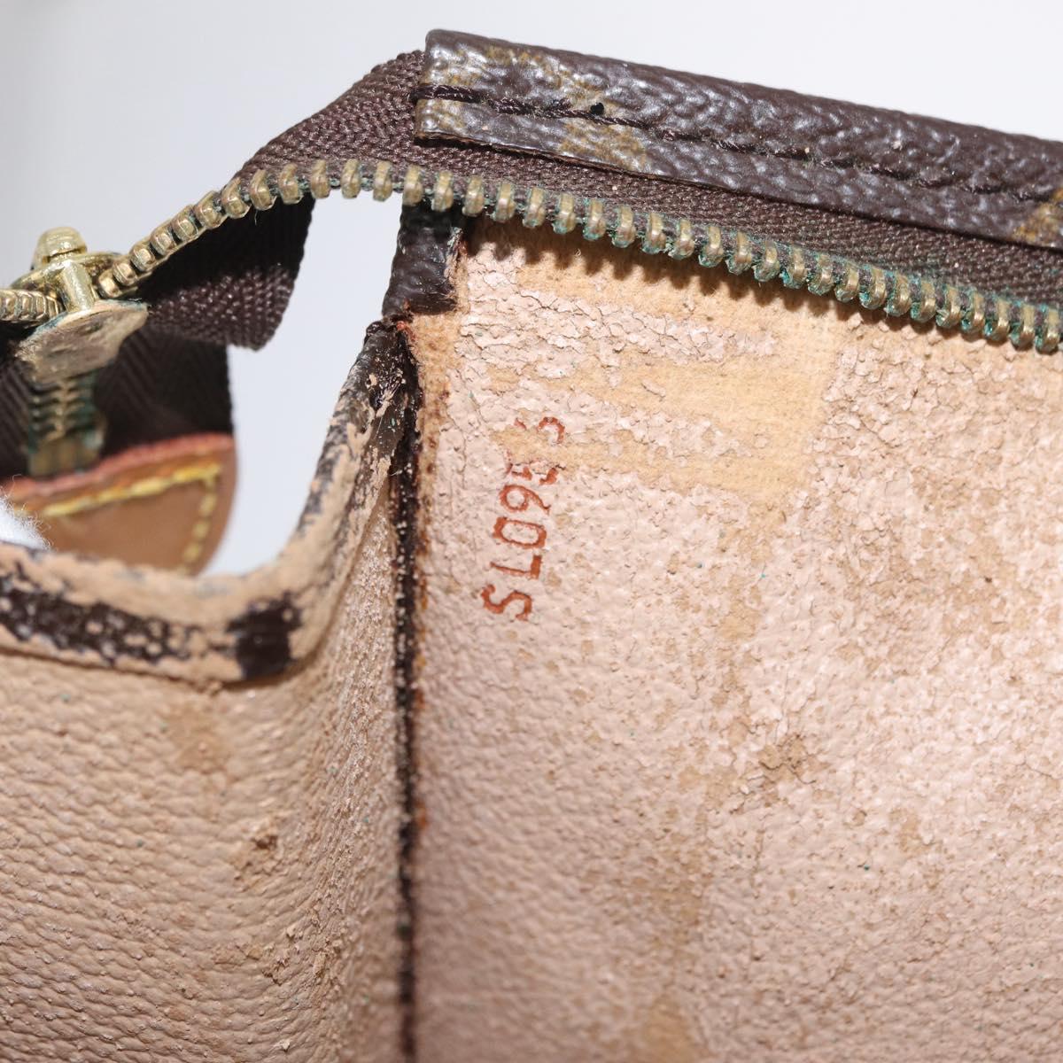 LOUIS VUITTON Monogram Poche Toilette 26 Pouch M47542 LV Auth 211059