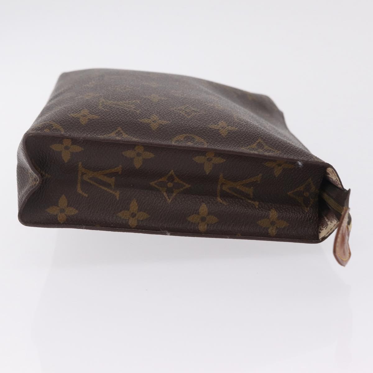 LOUIS VUITTON Monogram Poche Toilette 26 Pouch M47542 LV Auth 211064