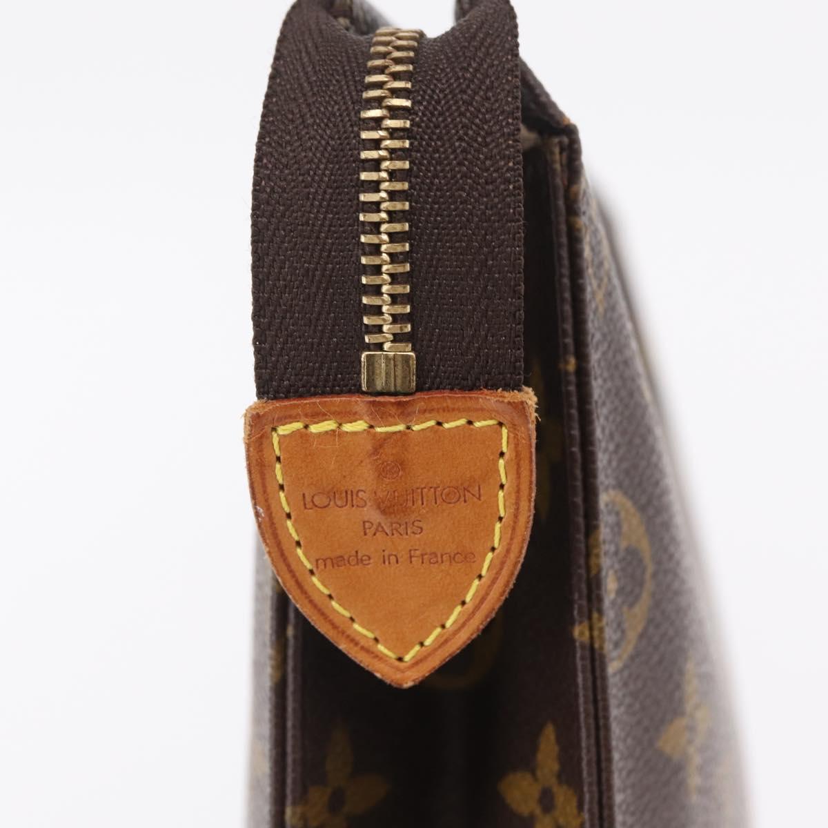LOUIS VUITTON Monogram Poche Toilette 26 Pouch M47542 LV Auth 211065