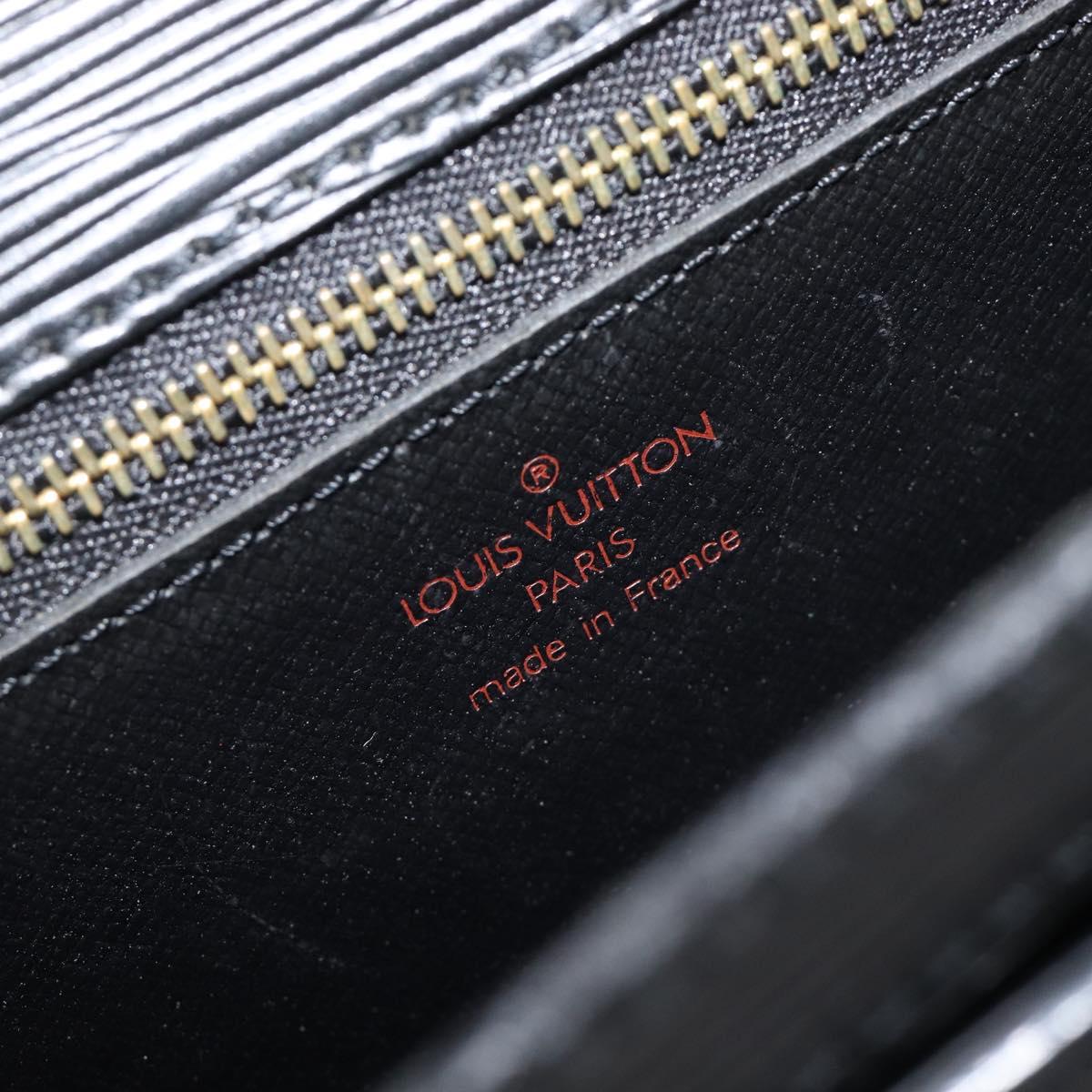 LOUIS VUITTON Epi Sellier Dragonne Clutch Bag Black M52612 LV Auth 211183A