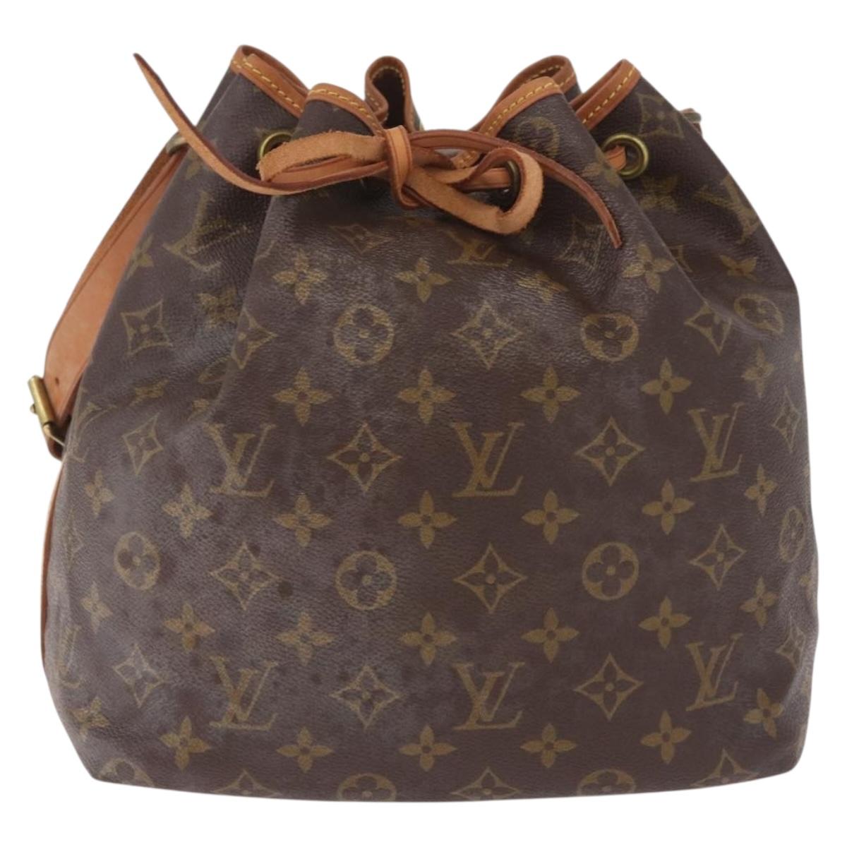 LOUIS VUITTON Monogram Petit Noe Shoulder Bag M42226 LV Auth 211205